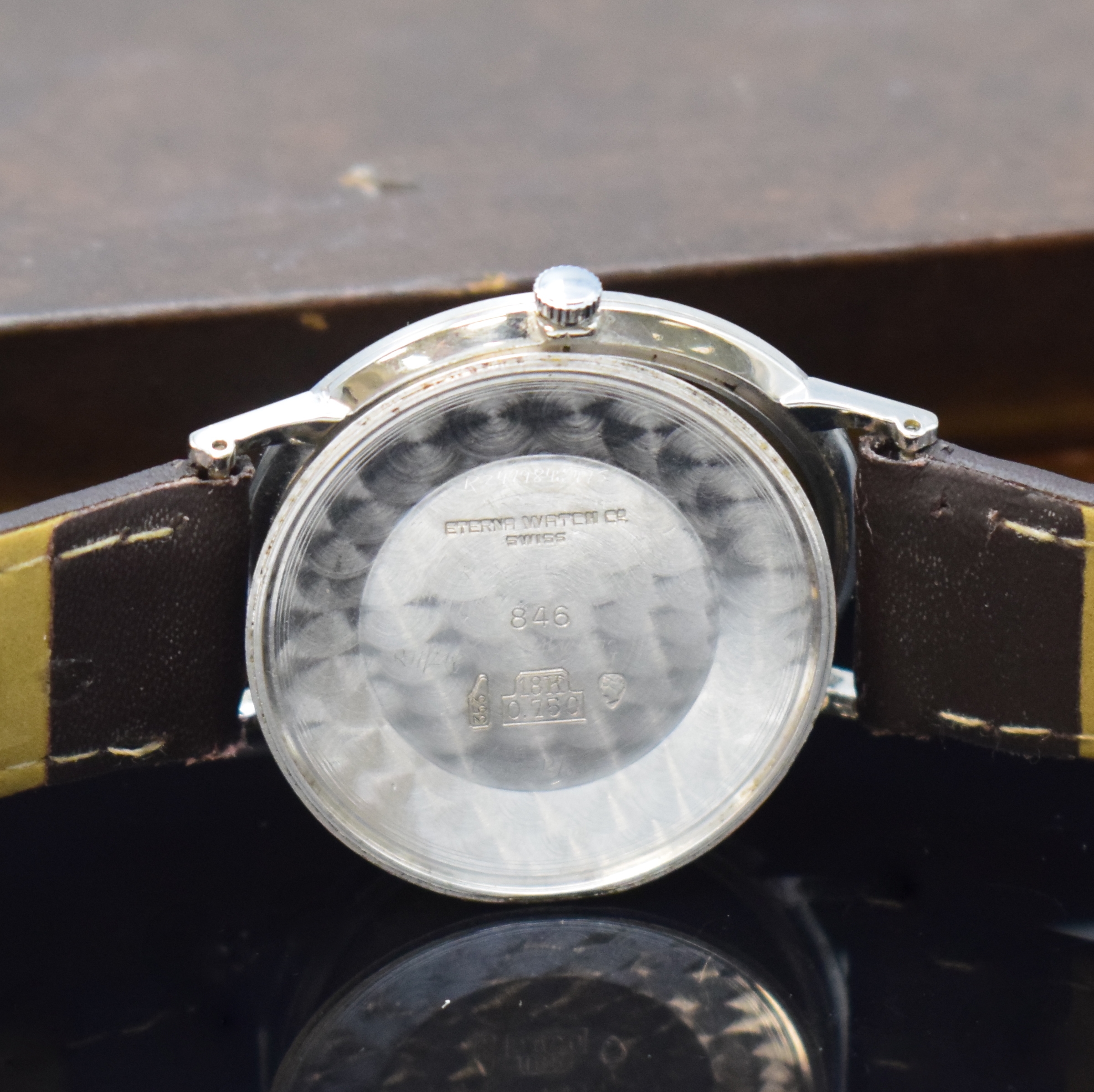 Detail f: ETERNA-MATIC 3000 seltene Herrenarmbanduhr in WG 750/000, Schweiz um 1965, Automatik, 3- tlg. Geh., Boden u. Glasrand aufgedr., silb. Zifferbl., ...