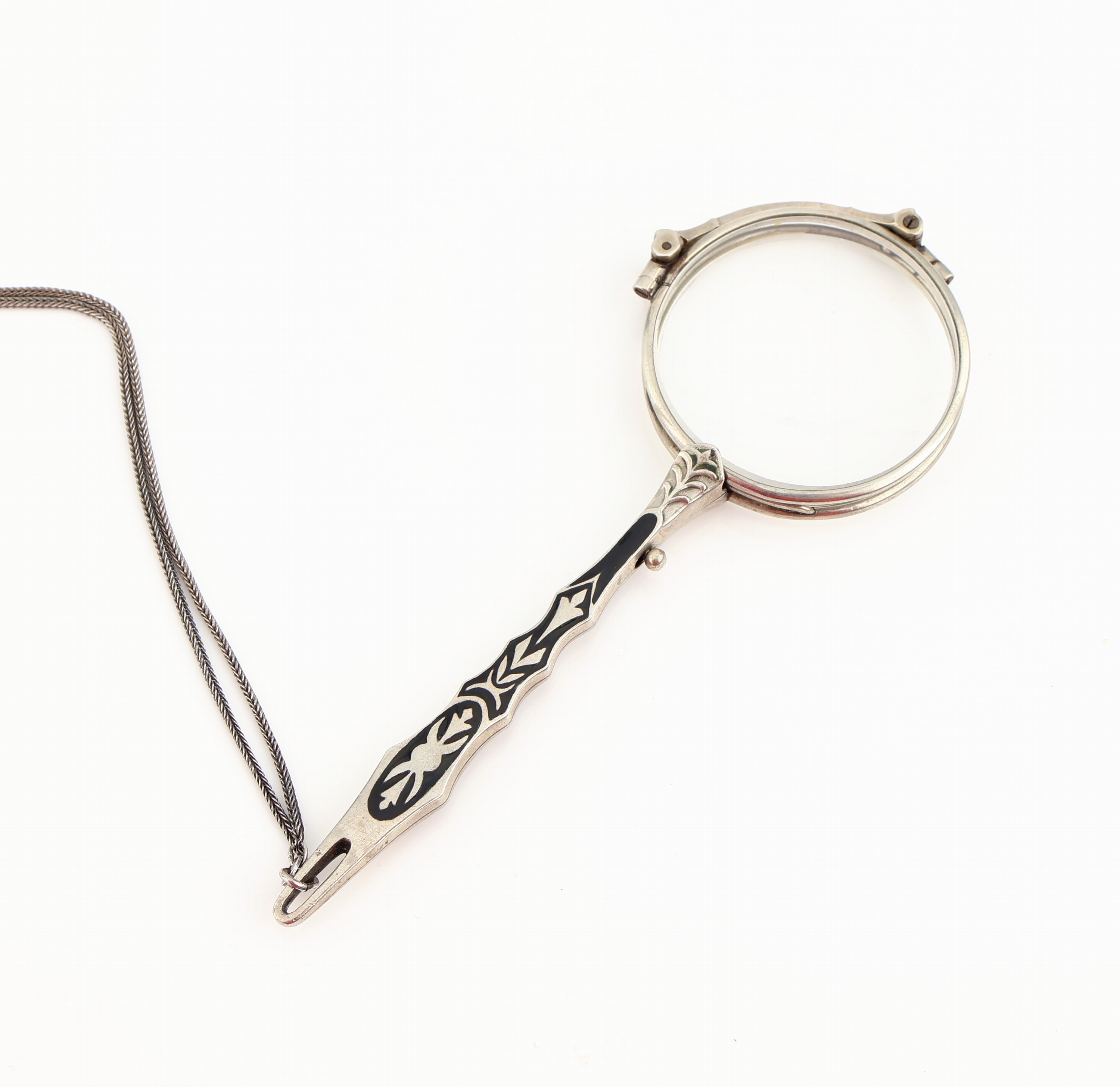 Detail a: Art Deco Lorgnon, Silber gepr., wohl Frankreich um 1930, Griff schwarz emailliert, Bügel bezeichnet mit Platinin, L. ca. 11.5 cm,an Kette, 900er ...