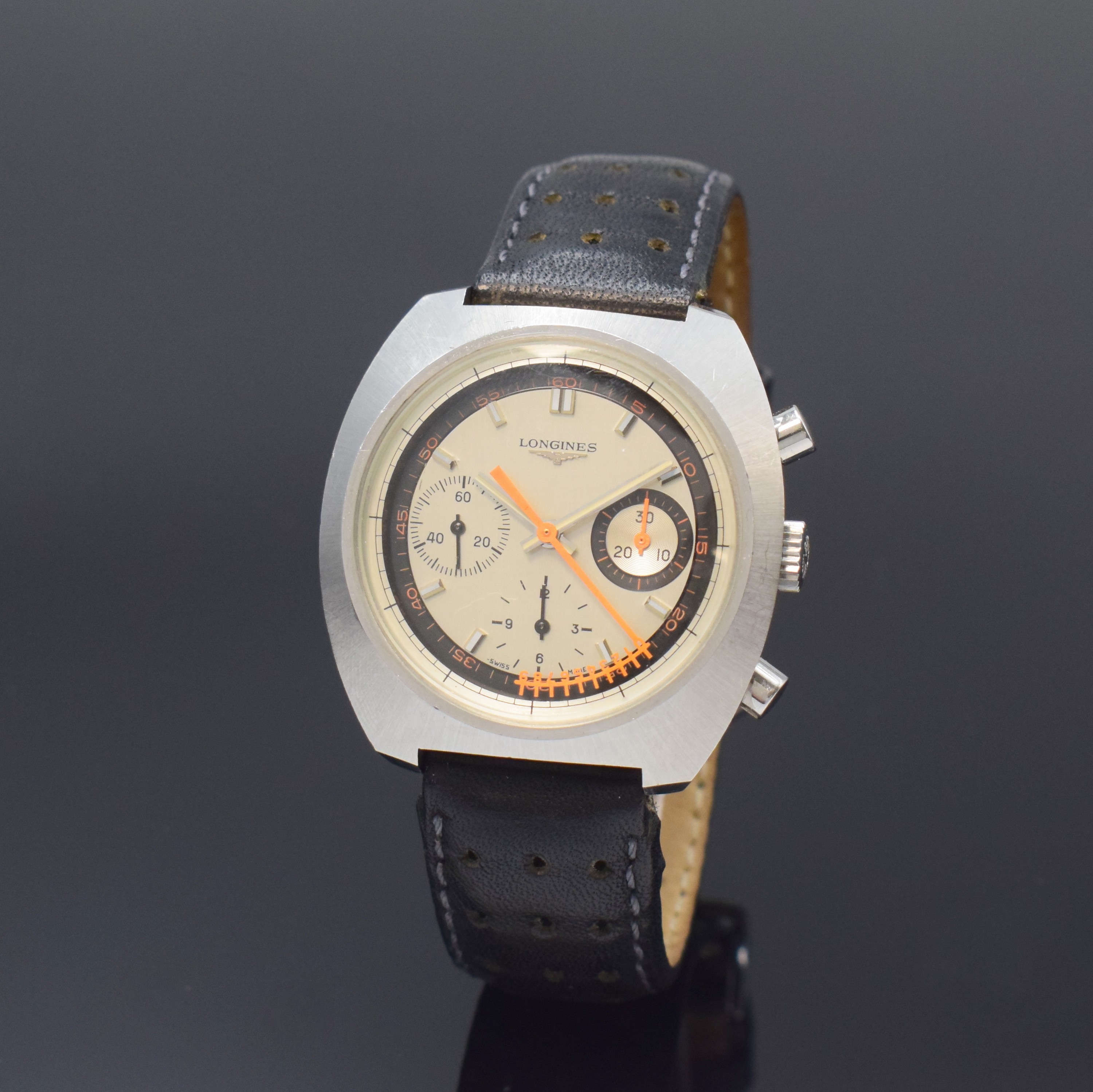 LONGINES Schaltradchronograph mit Nonius- Zeiger Referenz 8271/1 in Stahl, Schweiz um 1975, Handaufzug, verschr. Geh., orig. Krone, silb. Zifferbl. ...
