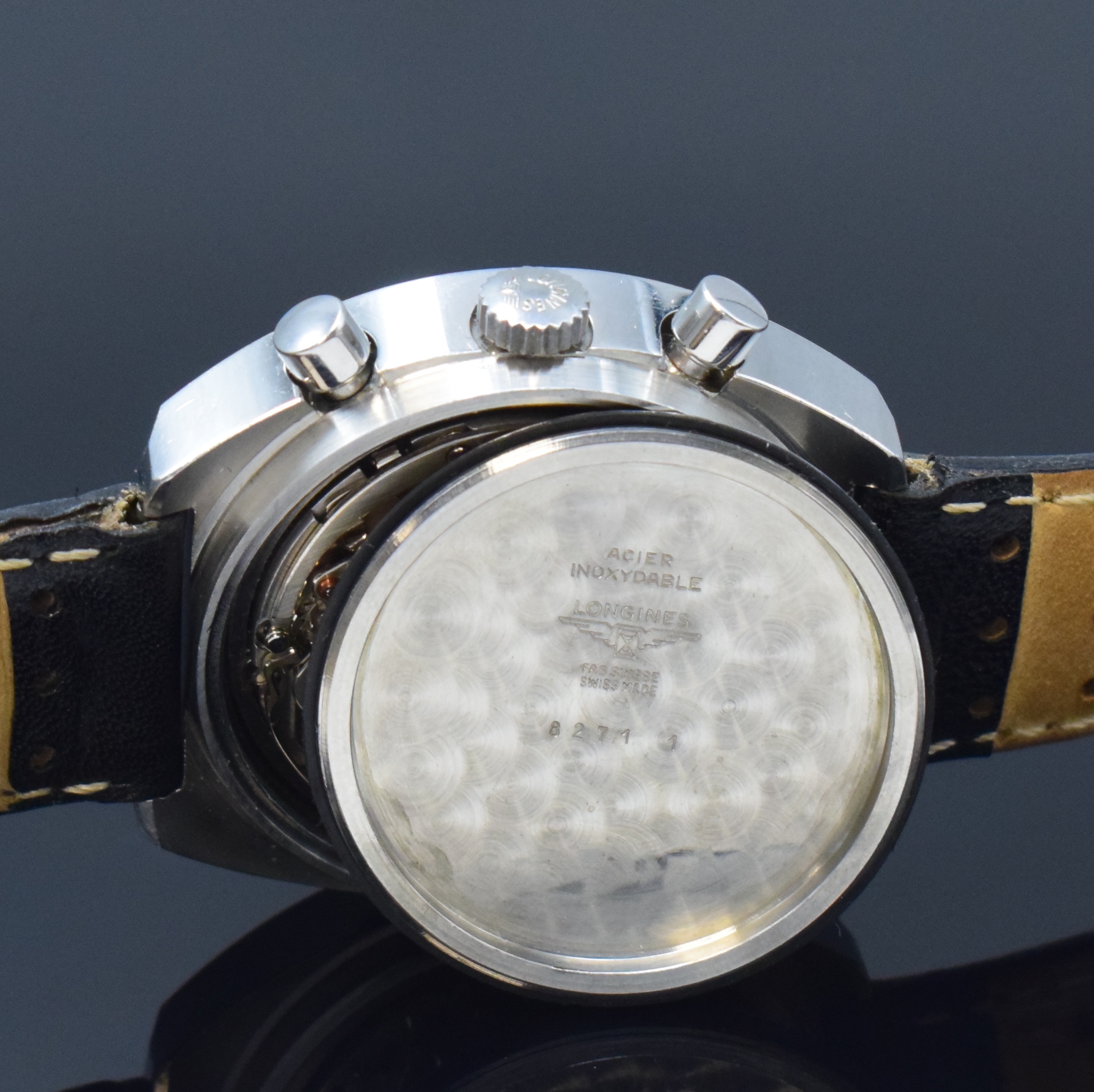 Detail e: LONGINES Schaltradchronograph mit Nonius- Zeiger Referenz 8271/1 in Stahl, Schweiz um 1975, Handaufzug, verschr. Geh., orig. Krone, silb. Zifferbl. ...