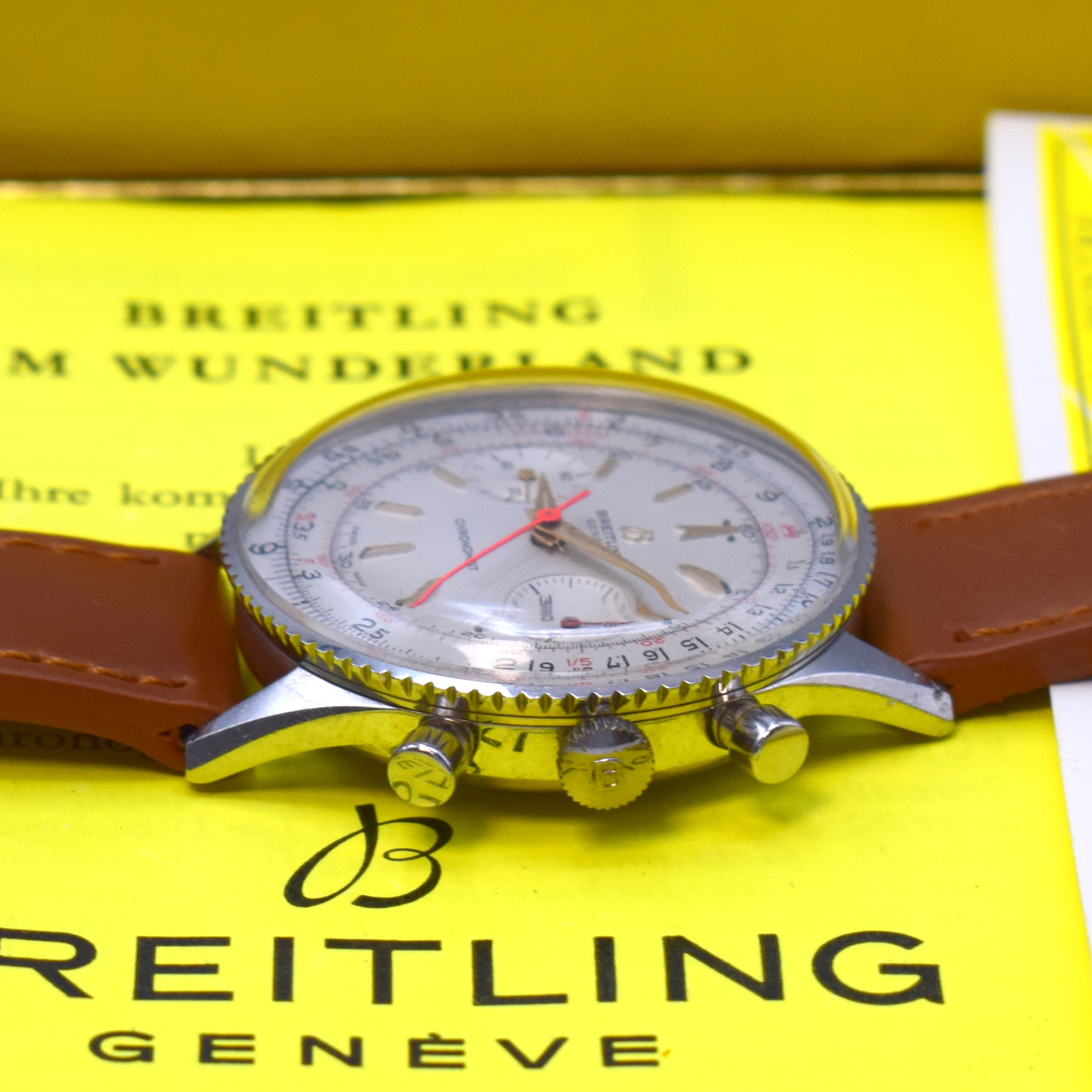 Detail b: BREITLING Chronomat Referenz 808 in Stahl, Schweiz um 1973, Handaufzug, Geh. m. Rechenschieber-Drehlünette, Boden aufgedr., Krone später, silb. ...