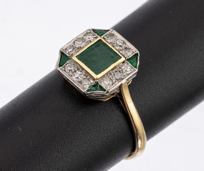 Image 14 kt gold Art Deco emerald-diamond-ring , YG/WG 585/000, 1930s, octagonal ring head, 1 ...