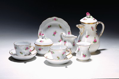 Image Tete-a-tete, coffee service for 2, Meissen, 20th century, scattered roses, porcelain, ...