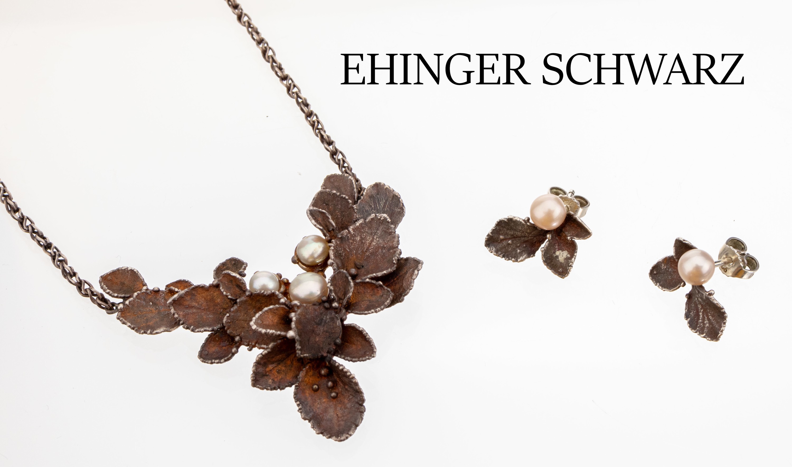 Schmuckset EHINGER-SCHWARZ, 925er Silber, best. aus: Collier und Paar Ohrstecker, Süsswasserzuchtperl bes., feiner Gu?, Blätter in versch. ...