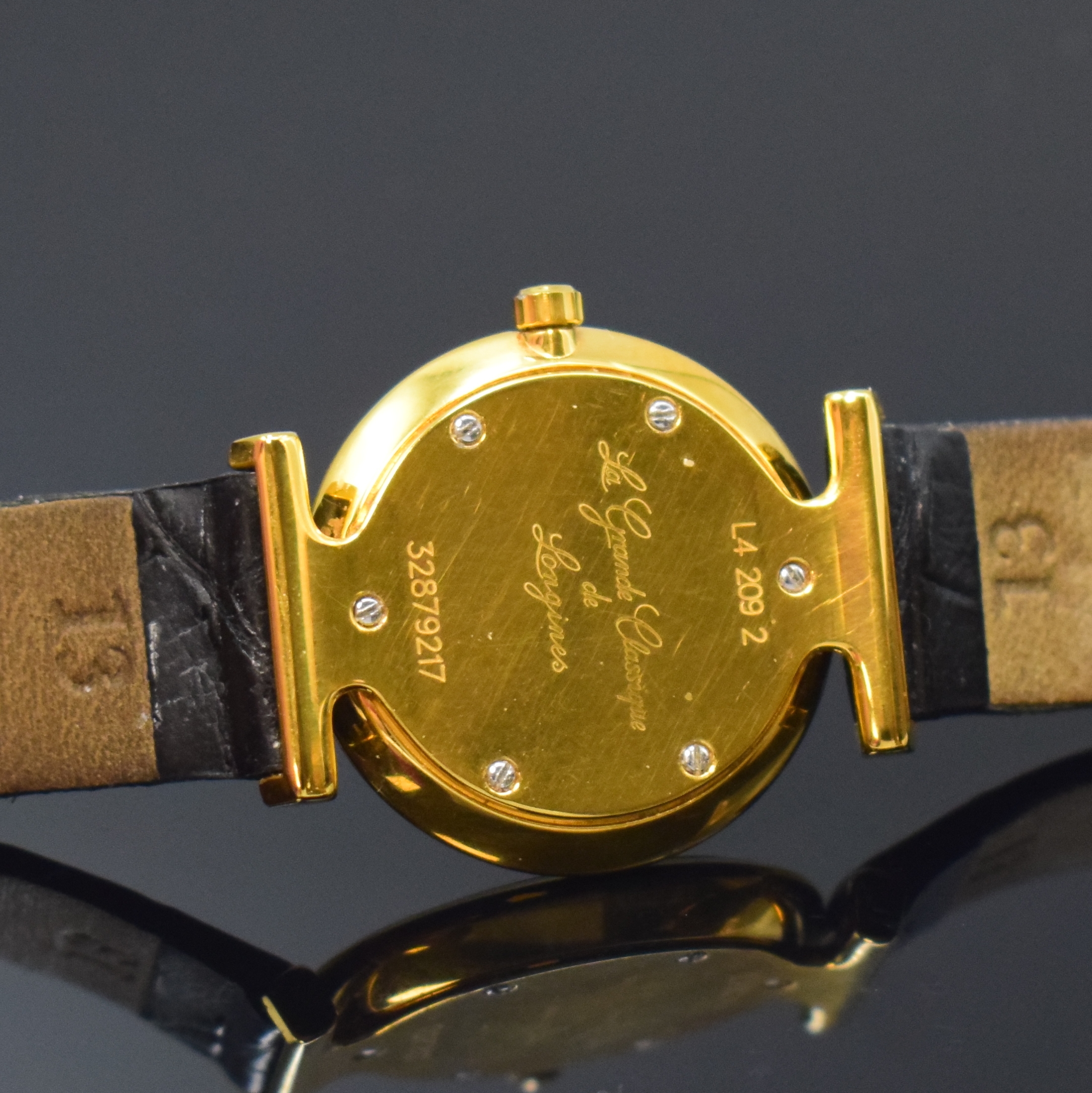 Detail c: LONGINES La Grande Classic vergoldete Damenarmbanduhr Referenz L4 209 2, Schweiz um 2000, quartz, 2-tlg. Geh., über Boden 6- fach verschr., orig. ...