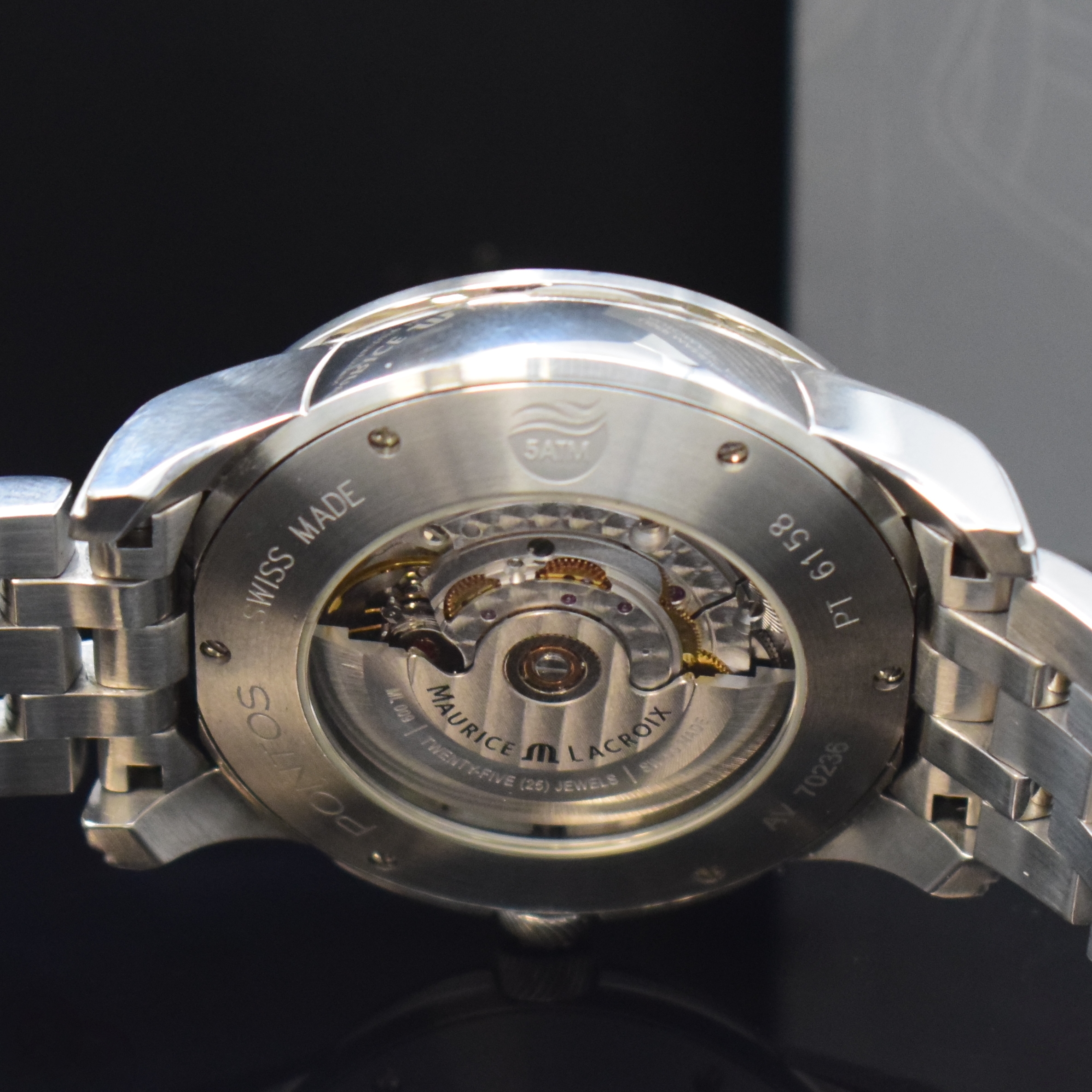 Detail d: MAURICE LACROIX Pontos Herrenarmbanduhr mit Tag/Datum in Stahl/Stahlband, Schweiz lt. orig. Pap. verk. 8/2020, Automatik, beids. vergl. Geh., Boden ...