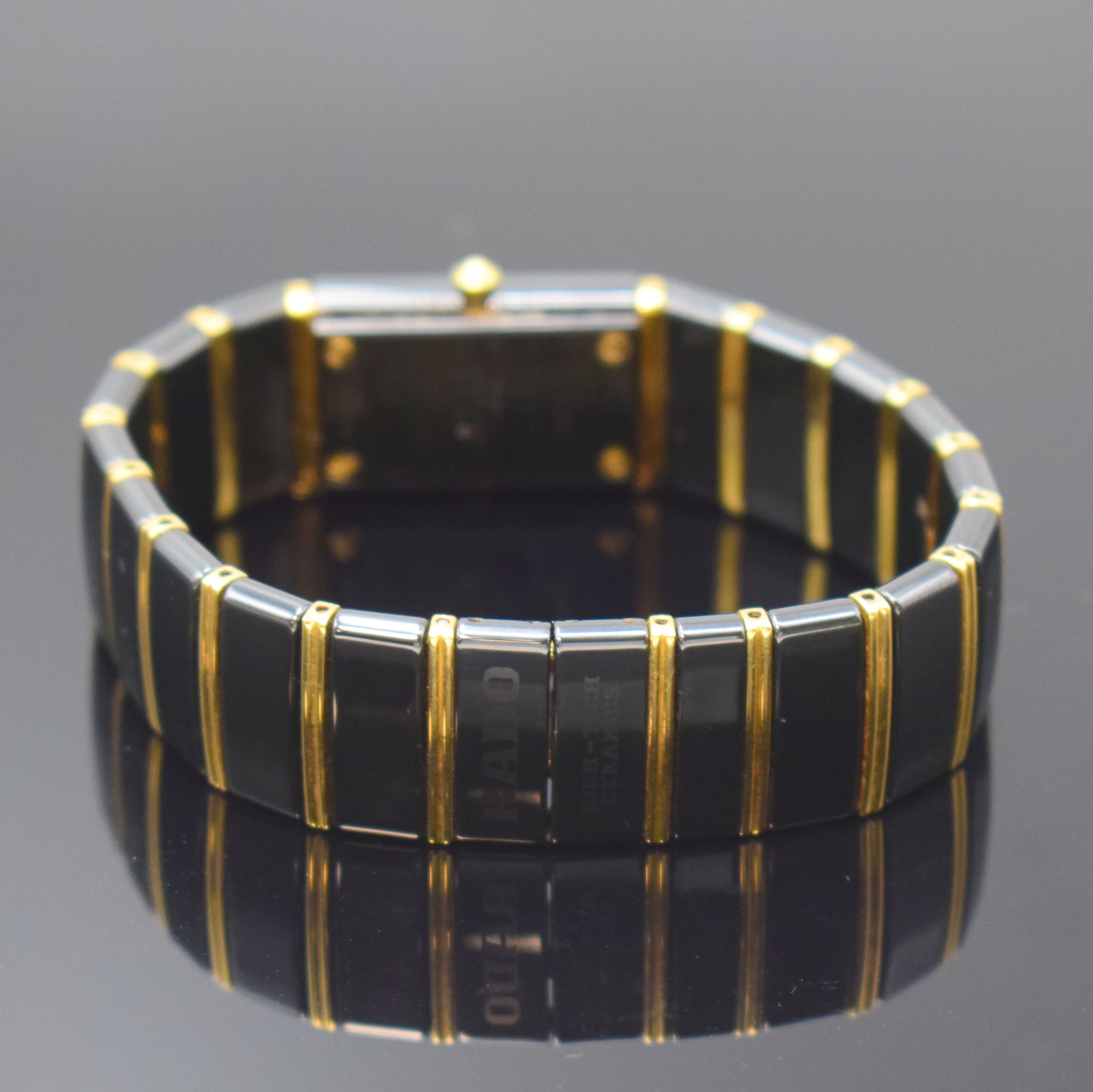 Detail b: RADO Diastar Diaqueen Damenarmbanduhr mit Diamanten Referenz 963.04.10.3, Schweiz um 2000, quarz, Keramik/GG 750/000 kombiniert, orig. Gliederband m. ...