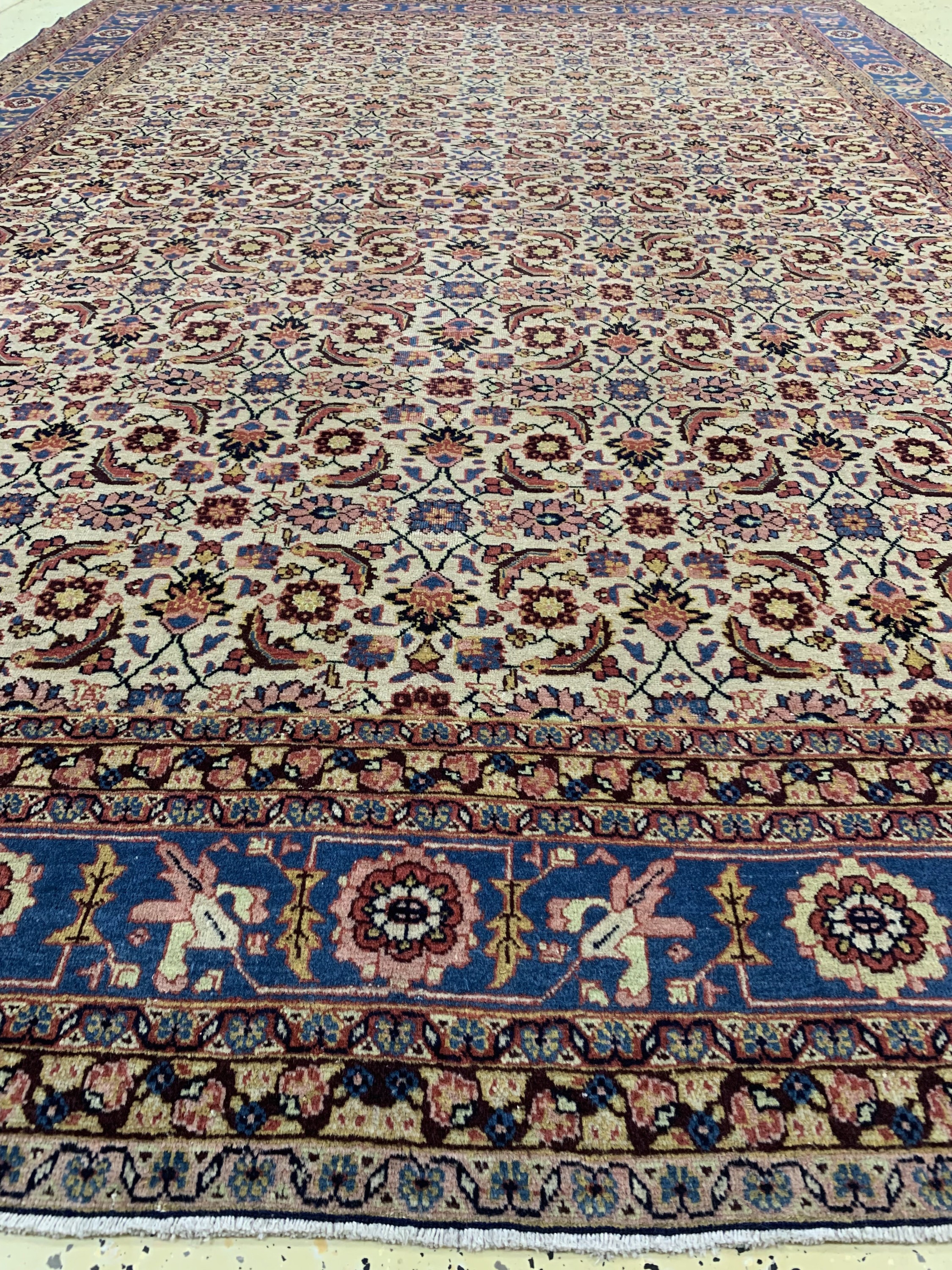 Detail e: Antiker Täbriz"Petag", Persien, um 1910/1920, Wolle auf Baumwolle, ca. 346 x 242 cm, EHZ: 3