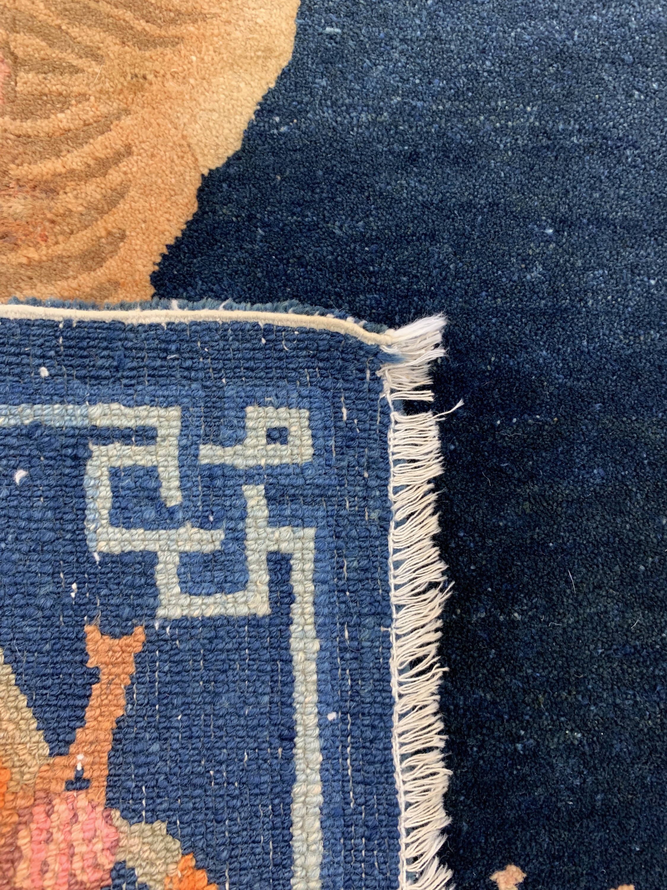 Detail f: Pao Tow"Tiger-Teppich", China, um 1900, Wolle auf Baumwolle, ca. 130 x 68 cm, EHZ: 2, (fachkundig restauriert)