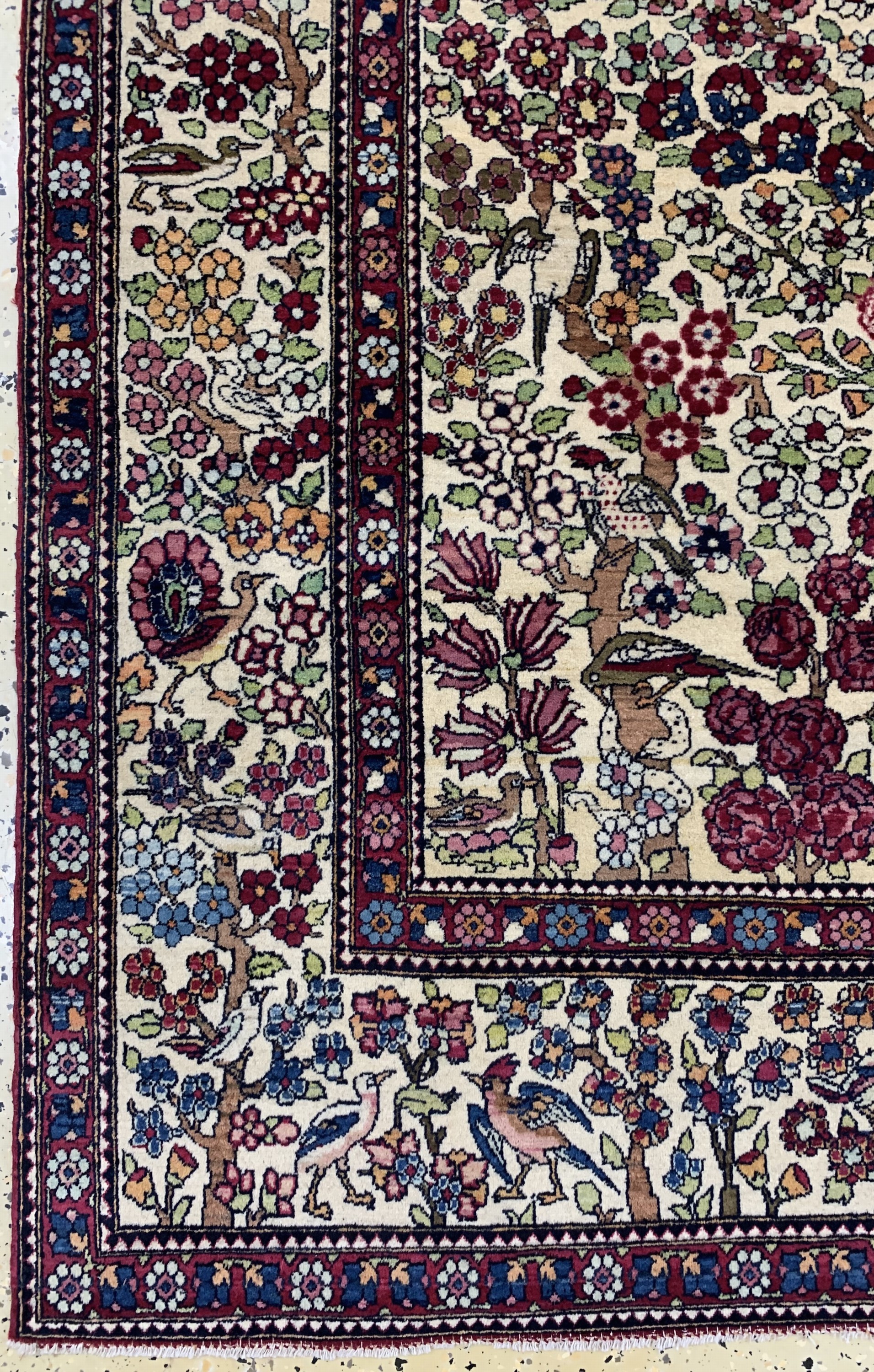 Detail b: Esfahan"Ahmad"fein antik, Persien, um 1900,Wolle auf Baumwolle, ca. 206 x 138 cm, EHZ: 2,(fachkundig gereinigt)
