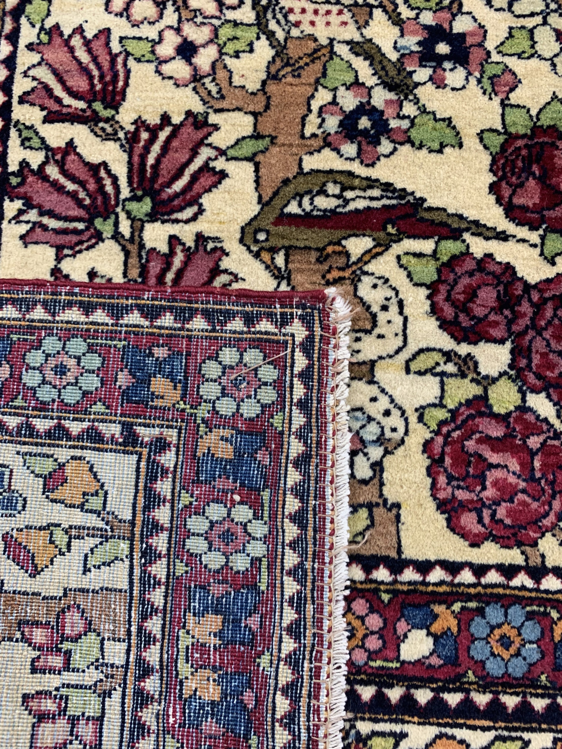 Detail g: Esfahan"Ahmad"fein antik, Persien, um 1900,Wolle auf Baumwolle, ca. 206 x 138 cm, EHZ: 2,(fachkundig gereinigt)