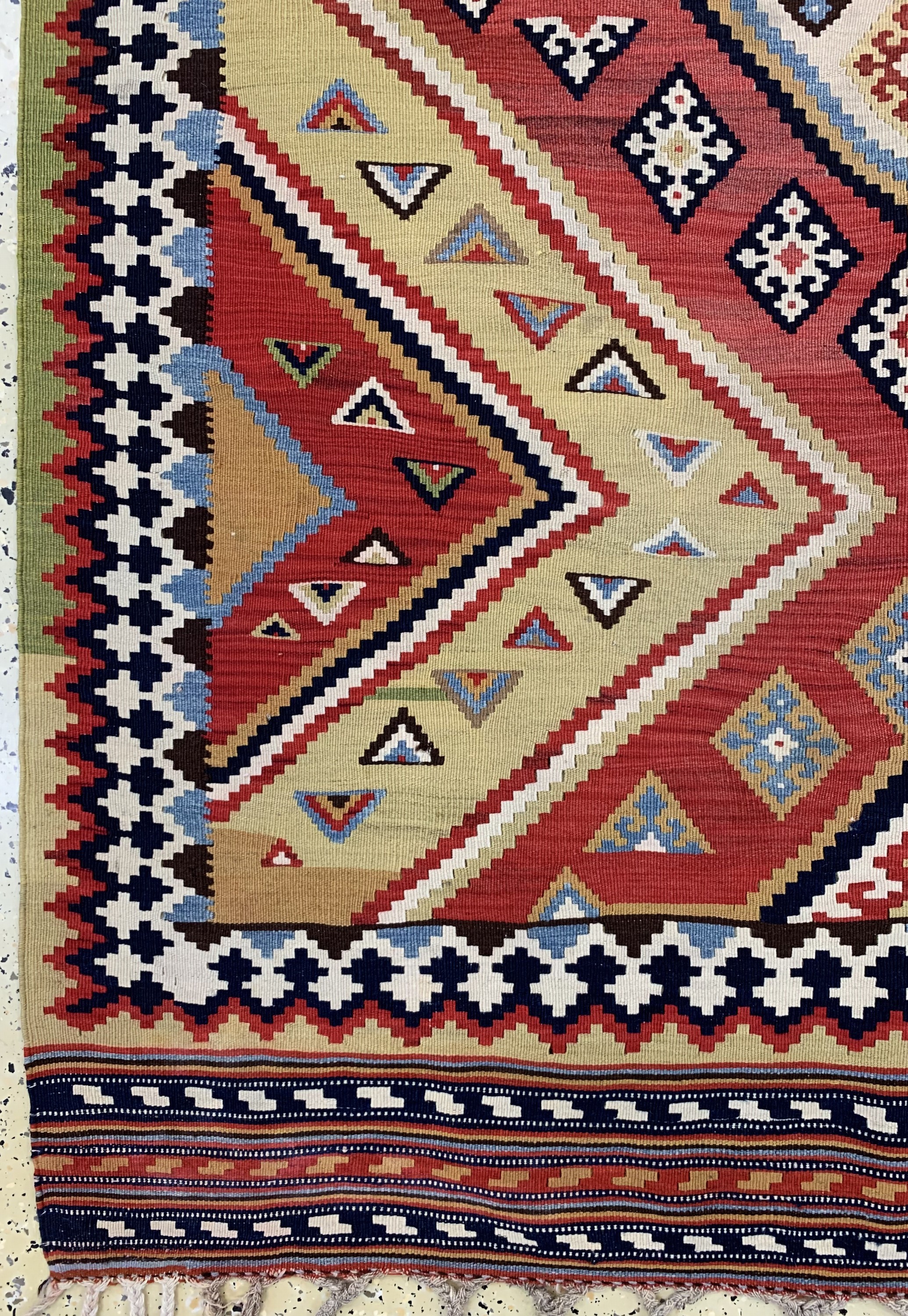 Detail b: Ghaschgai Kelim fein antik, Persien, um 1900, Wolle auf Wolle, ca. 244 x 145 cm, EHZ: 1-2