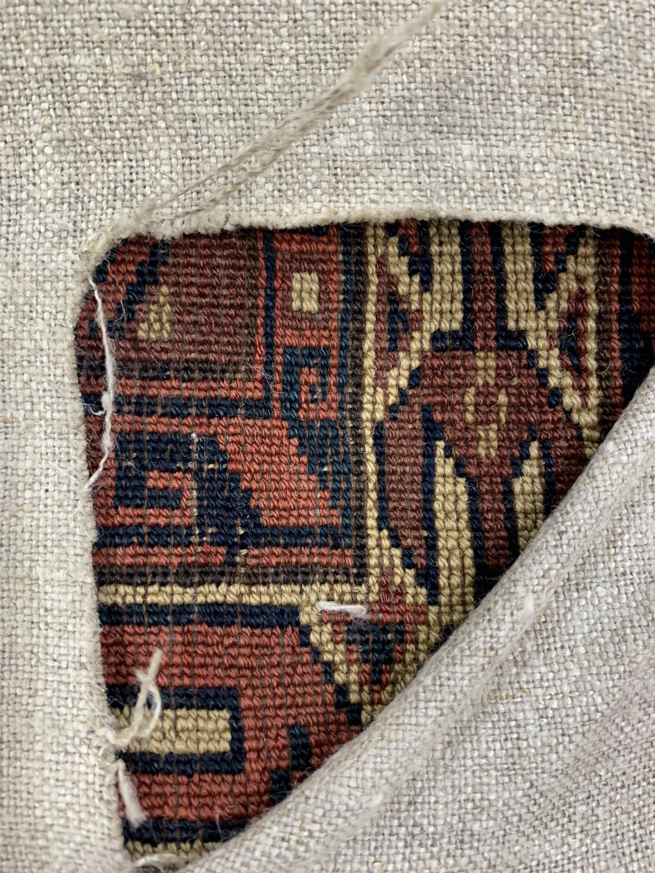 Detail e: Tschowal"Fragment"antik, Turkmenistan, 19.Jhd, Wolle auf Wolle, ca. 107 x 77 cm, EHZ:4