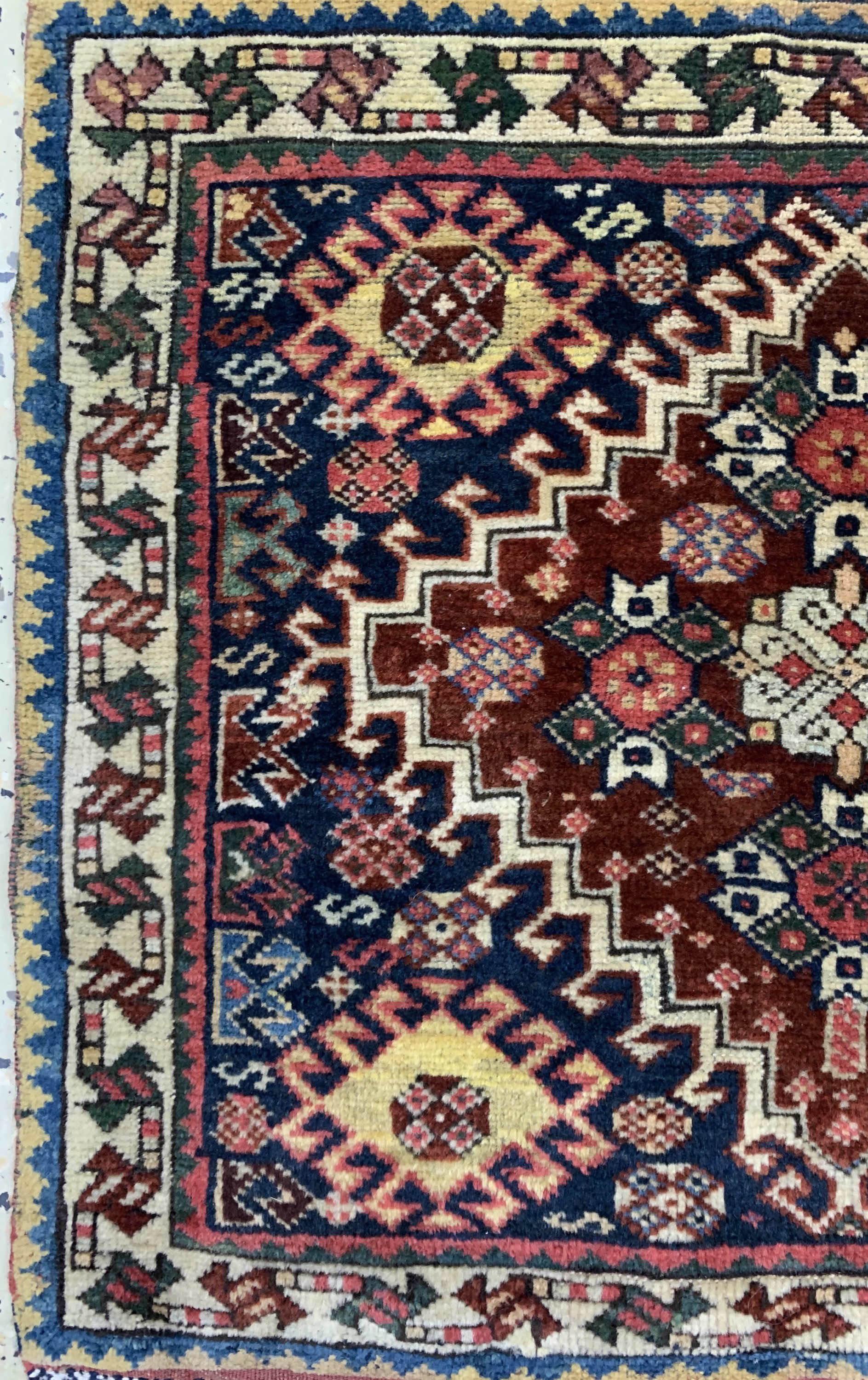 Detail b: Ghaschgai"Taschenfront"antik, Persien, 19.Jhd, Wolle auf Wolle, ca. 62 x 64 cm, EHZ: 2