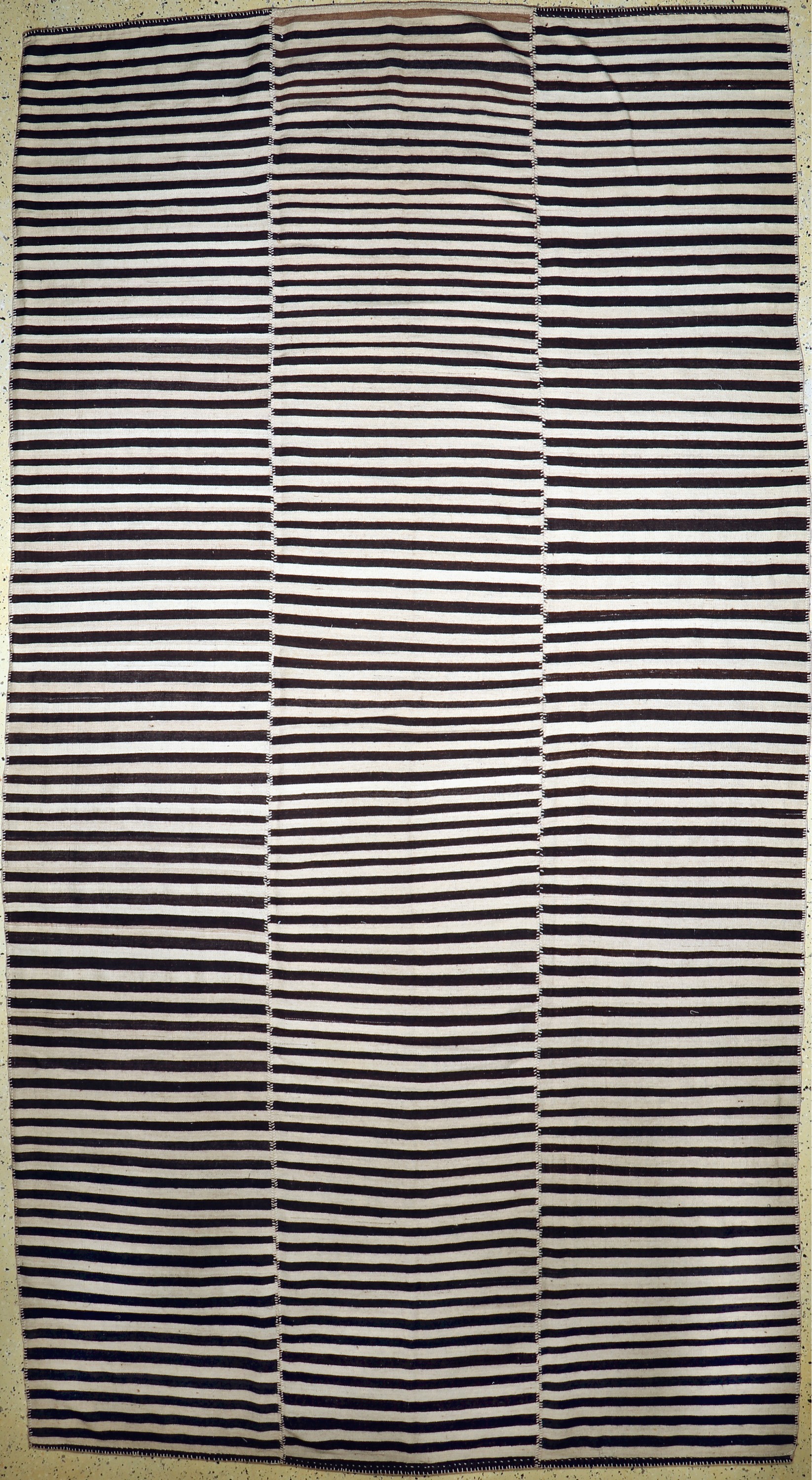 Masandaran Kelim(3 Bahnig), Persien, Anfang20.Jhd, Wolle auf Wolle, ca. 412 x 222 cm, EHZ: 2