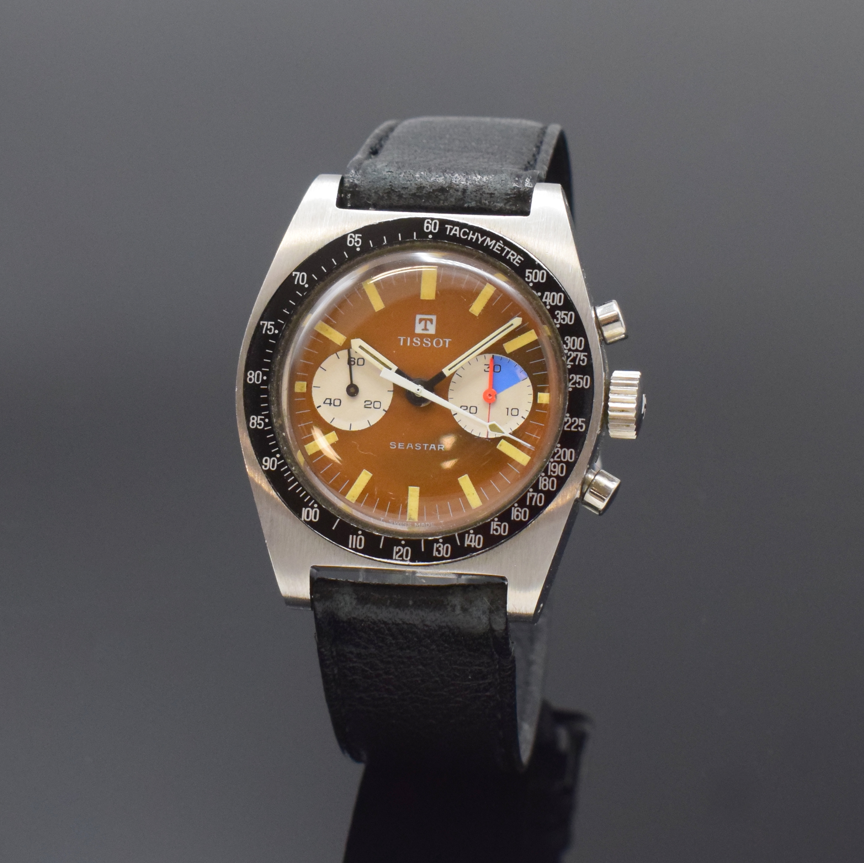 TISSOT Seastar Herrenchronograph in Stahl, Schweiz um 1969, Handaufzug, orig. Tissot Lederband m. Dornschl., Lünette m. Tachymeterskala, schönes ...