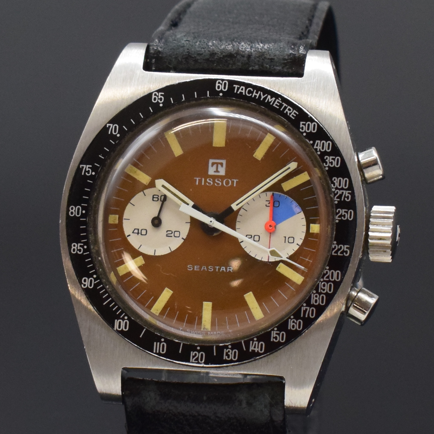Detail a: TISSOT Seastar Herrenchronograph in Stahl, Schweiz um 1969, Handaufzug, orig. Tissot Lederband m. Dornschl., Lünette m. Tachymeterskala, schönes ...
