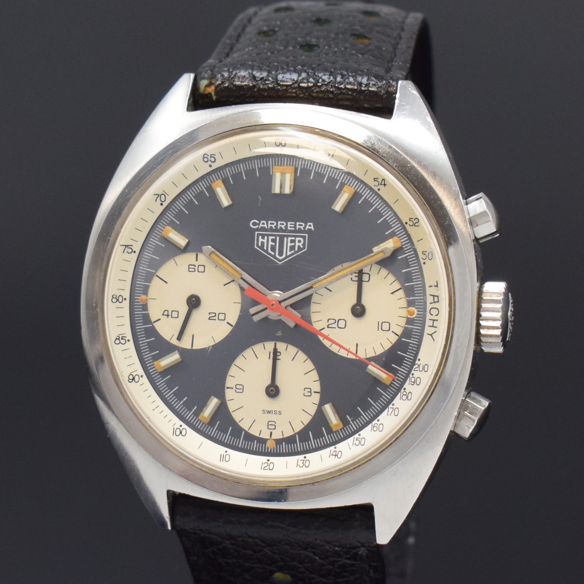 Detail a: HEUER Carrera Referenz 73653 seltener und unpolierter Armbandchronograph in Stahl, Schweiz um 1970, Handaufzug, verschr. Geh., orig. Drücker u. ...