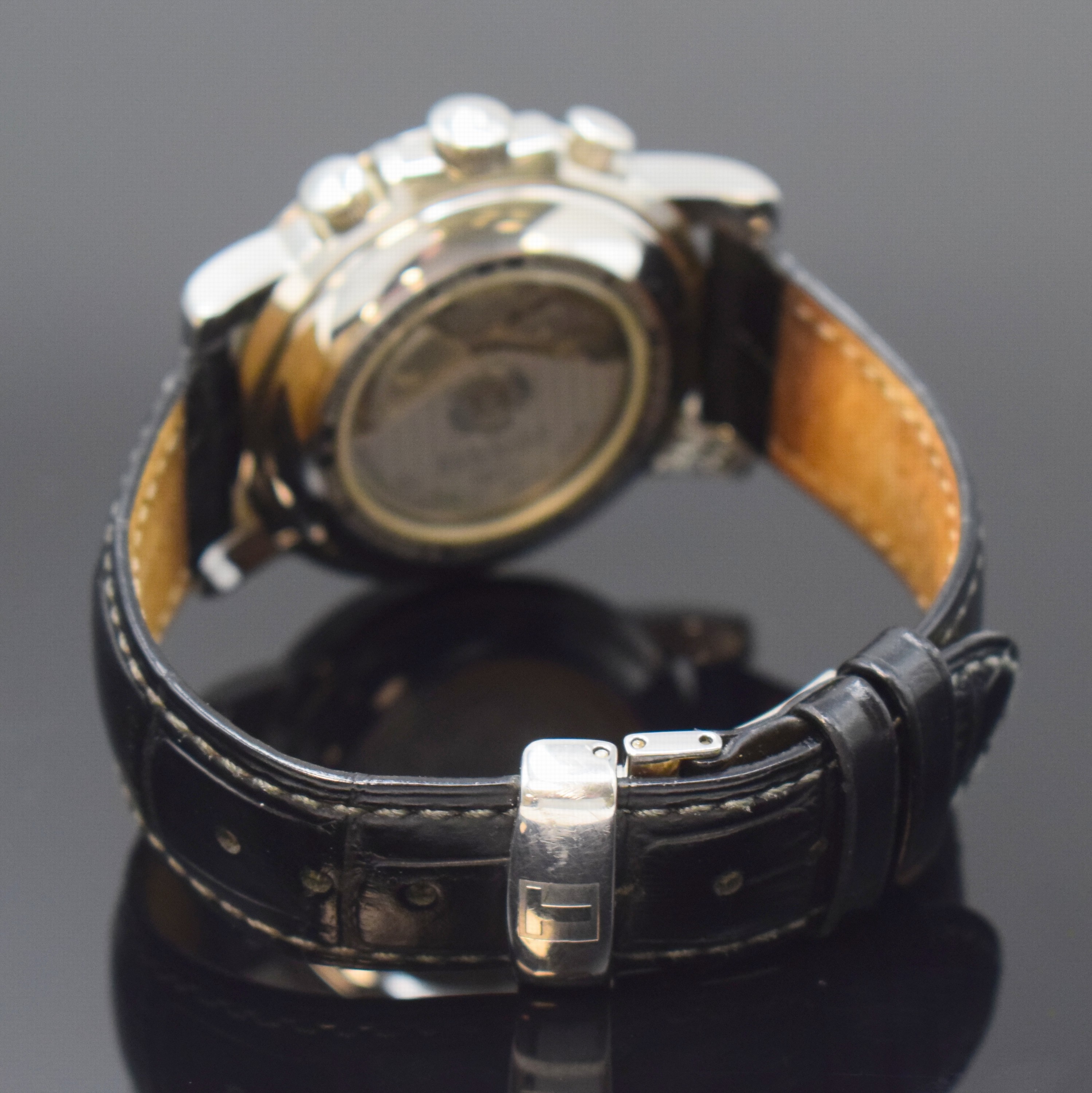 Detail b: TISSOT Armbandchronograph in Stahl, Schweiz um 2000, Automatik, beids. vergl. Geh., Boden aufgedr., schwarz. Zifferbl. m. strukturiertem Zentrum, ...