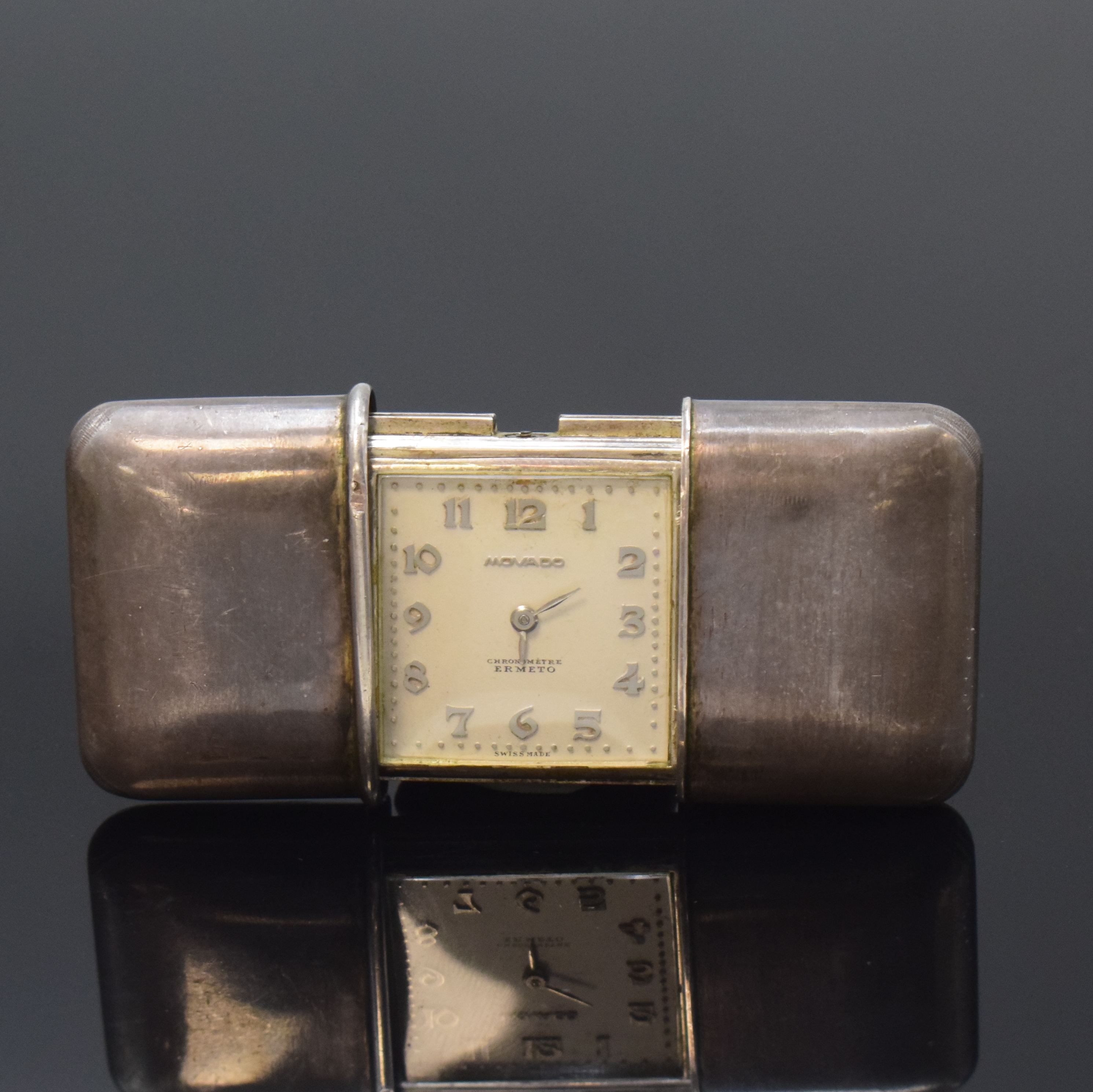 MOVADO Ermeto Chronometer in Sterling- Silber, Schweiz um 1935, glattes Geh., Aufzug durch öffnen u. schliessen der Geh.- Schalen über Zahnstangen, ...