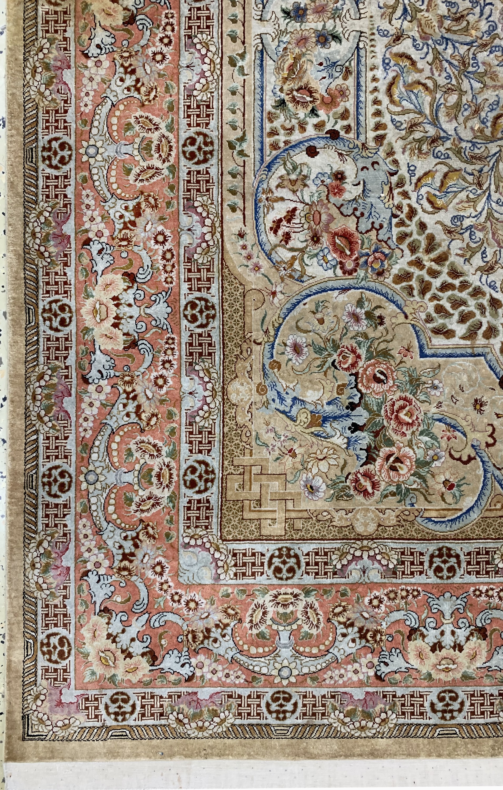 Detail b: Ghom Seide fein, signiert, Persien, Ende 20.Jhd, reine Naturseide, ca. 200 x 131 cm, ca. 1,0 Mio. Kn/qm, EHZ: 1-2