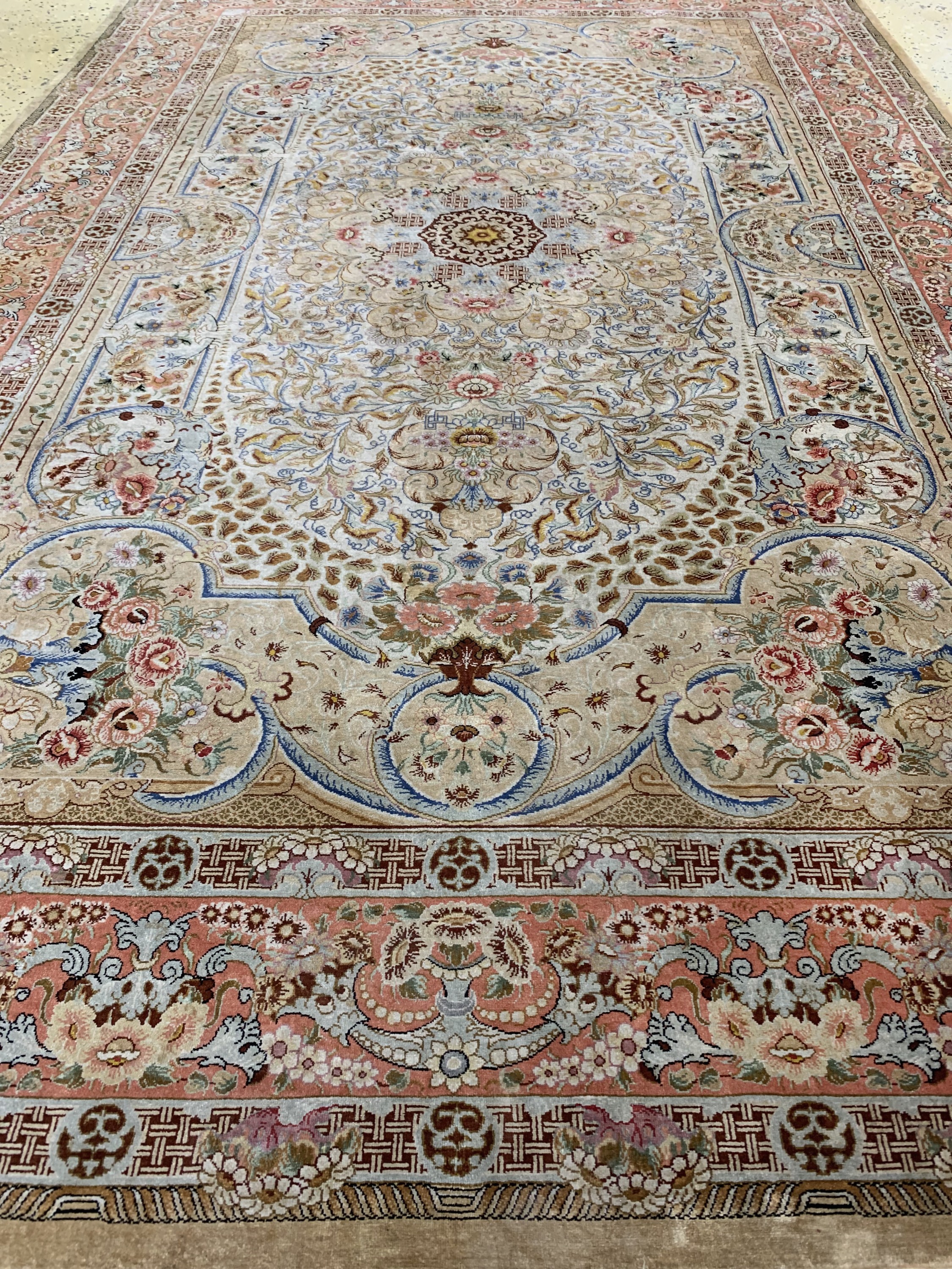 Detail g: Ghom Seide fein, signiert, Persien, Ende 20.Jhd, reine Naturseide, ca. 200 x 131 cm, ca. 1,0 Mio. Kn/qm, EHZ: 1-2