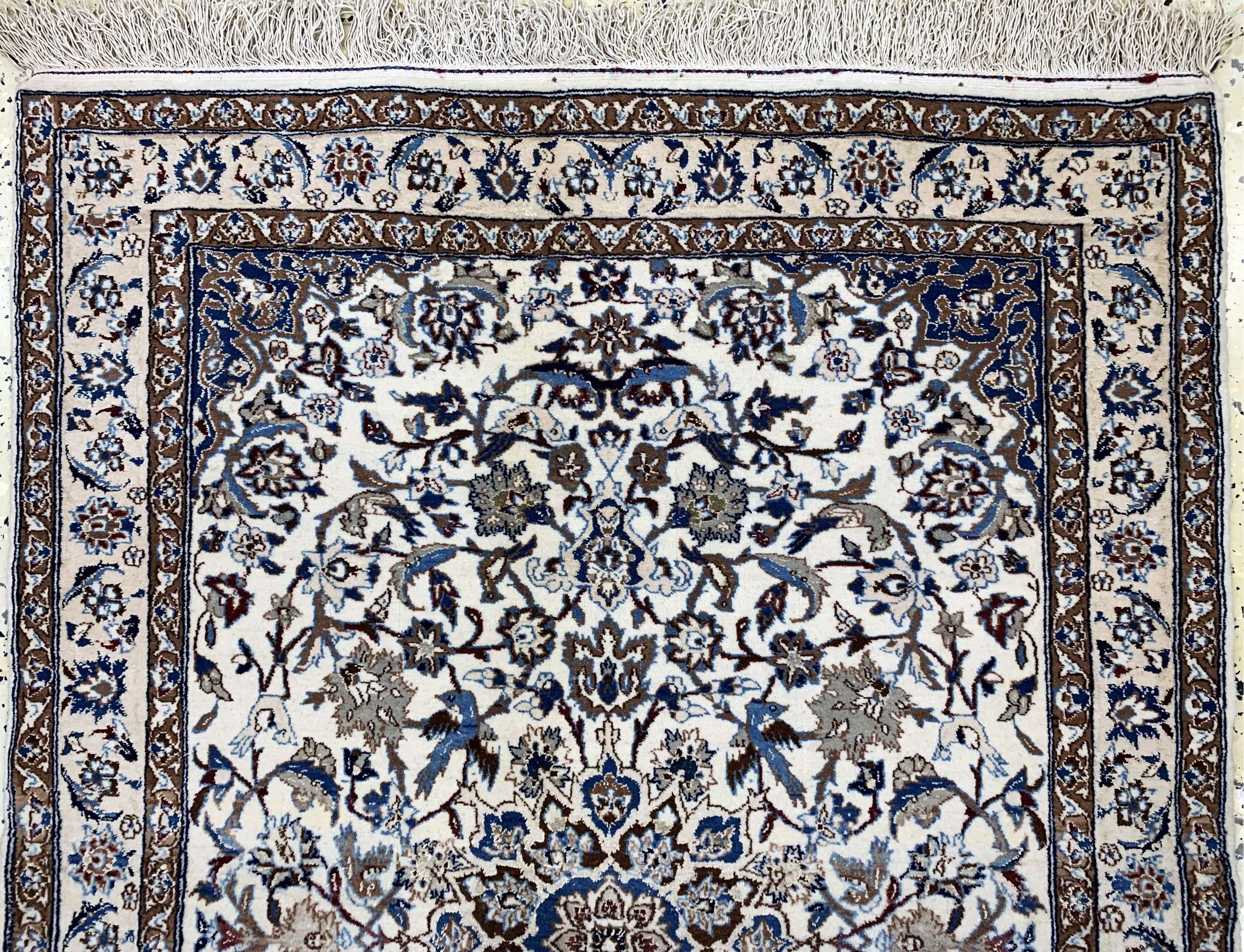 Detail a: Nain fein (6 La), Persien, Anfang 20.Jhd, Korkwolle mit Seide, ca. 122 x 82 cm, ca. 1,0 Mio. Kn/qm, EHZ: 2