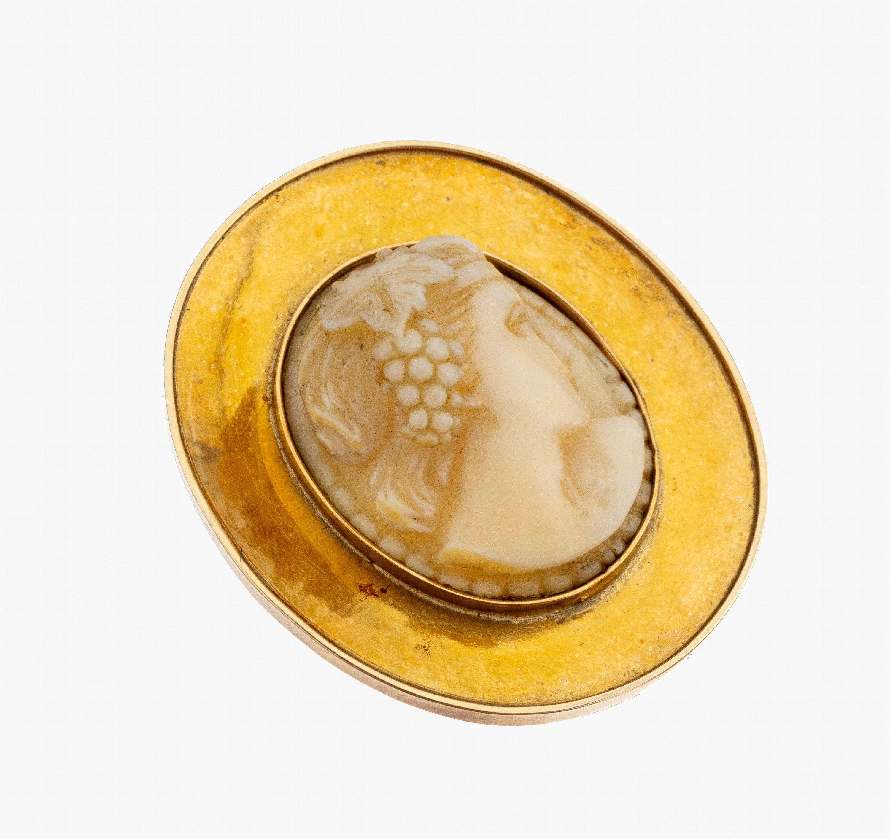14 kt Gold Kamee Brosche, GG 585/000 gepr.,um 1900, Kamee Bein, geschnittenes Portrait einer Bacchantin mit Weintrauben im Haar, Rahmen GG 585/000, ...