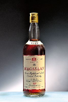 Image 1 Flasche 1937 The Macallan-Glenlivet, Pure Highland Malt Scotch Whiskey, abgefüllt ...