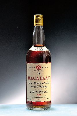 Image 1 Flasche 1937 The Macallan-Glenlivet, Pure Highland Malt Scotch Whiskey, abgefüllt ...