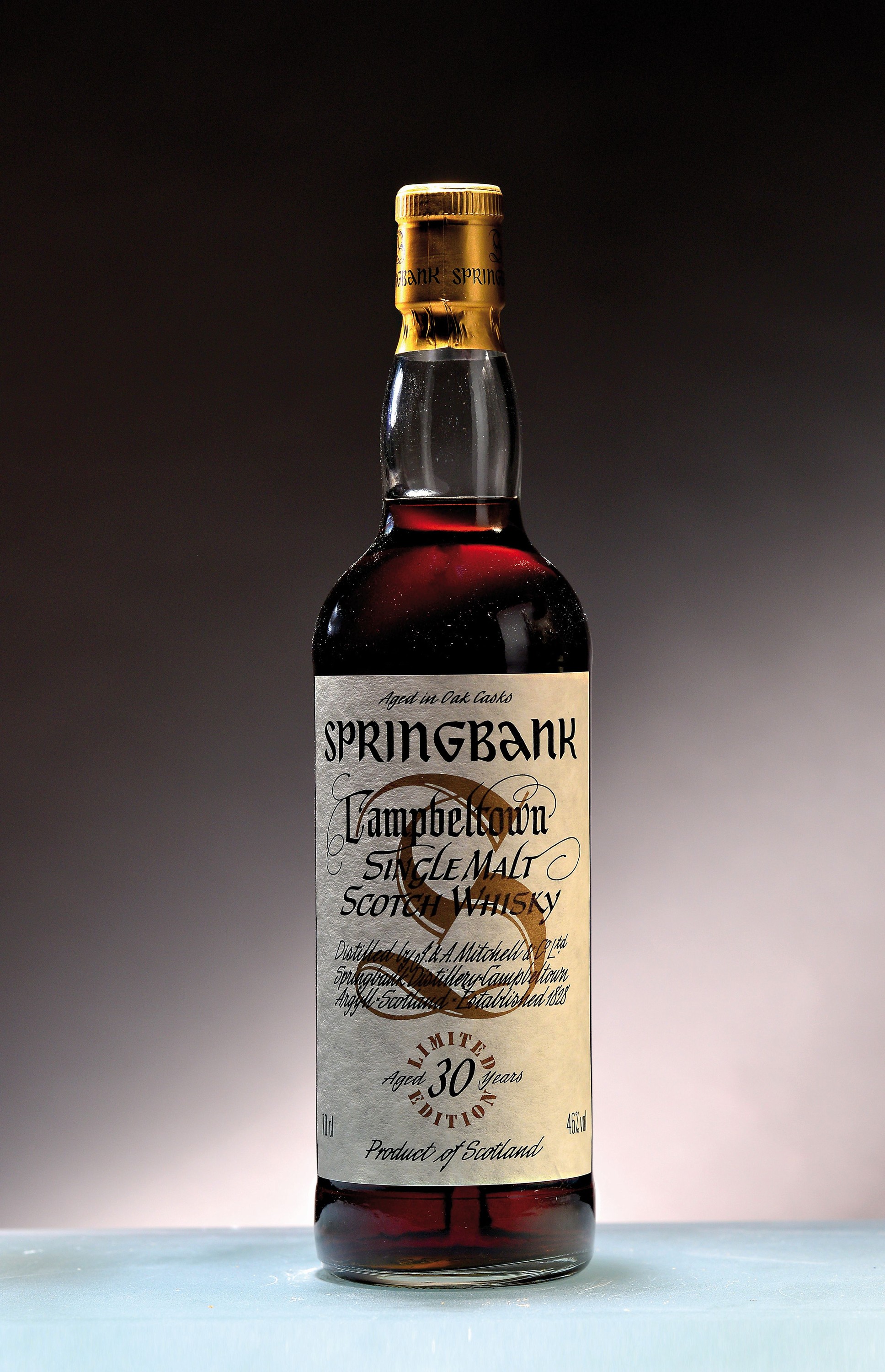 Detail a: 1 Flasche Springbank Campbeltown 30 Jahre Alt,Limited Edition, Ausgabe März 1990, Single Malt, ca. 70cl, 46%Vol., Mid Shoulder, in origHolzkiste