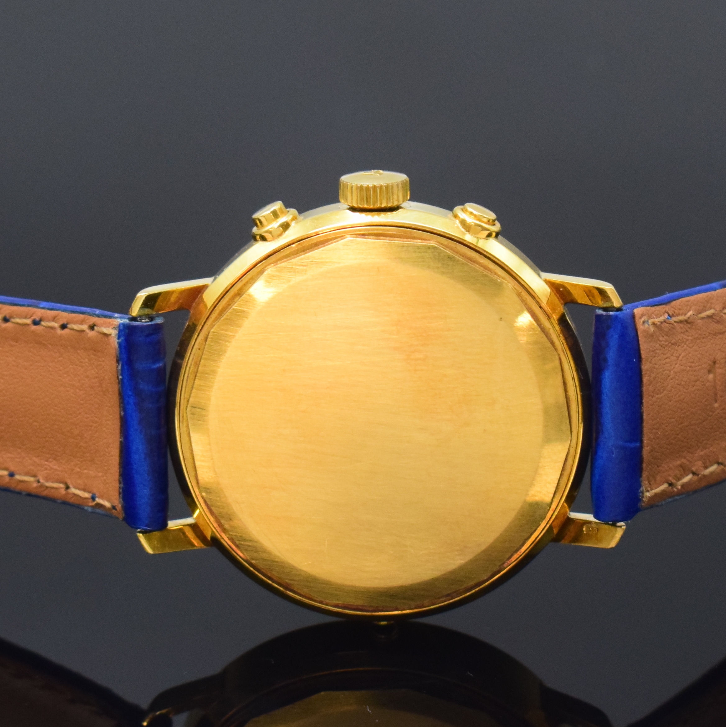 Detail c: TISSOT Le Locle Herrenchronograph mit Mondphase in GG 750/000, Schweiz um 1980, Handaufzug, Boden verschr., Korrekturdr. seitl. im Geh. b. 9, weisses ...