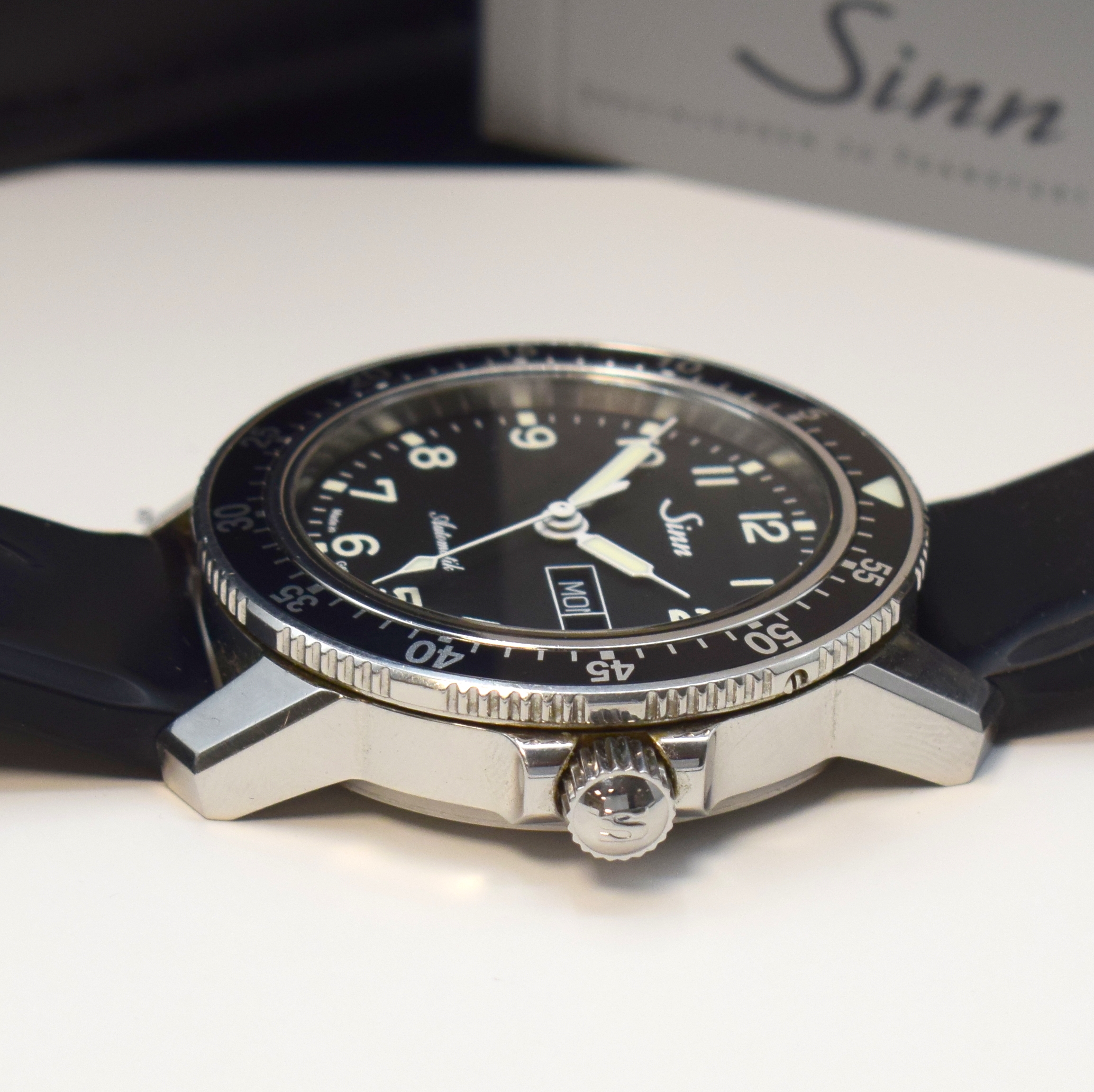 Detail c: SINN Herrenarmbanduhr Modell 104 St Sa, Deutschland verk. lt. beil. Garantie 06/2020, Automatik, Ref. 104, Edelstahlgeh. inkl. orig. Kautschukband m. ...