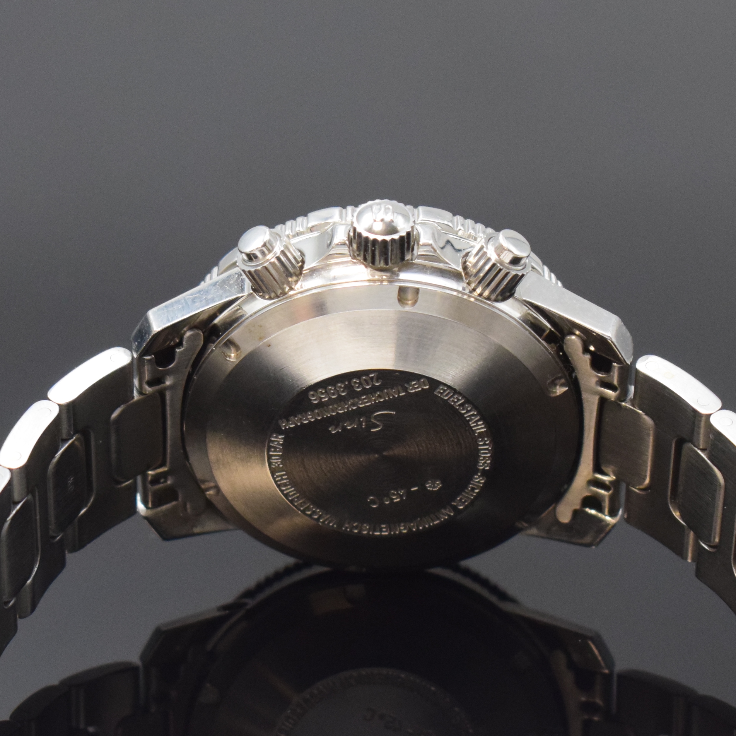 Detail d: SINN Armbandchronograph Arktis Referenz 203, Schweiz um 1995, Automatik, Edelstahlgeh. inkl. Gliederband m. Faltschl. u. Tauchverlängerung, Boden, ...
