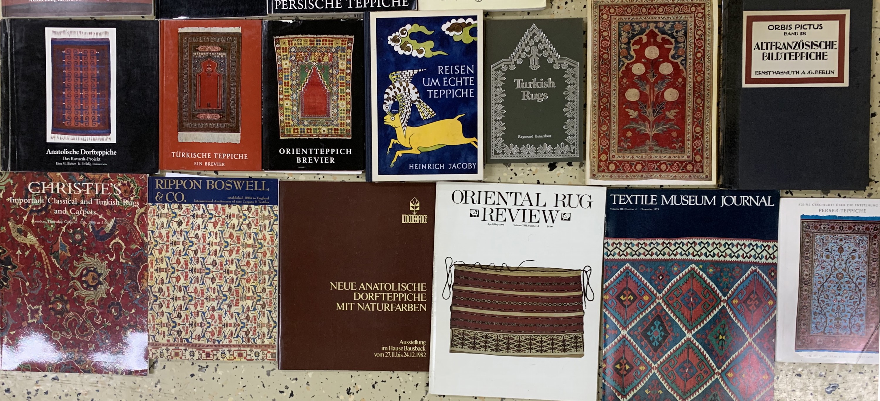 Detail b: 30 Positionen Teppichprospekte/Bücher, 