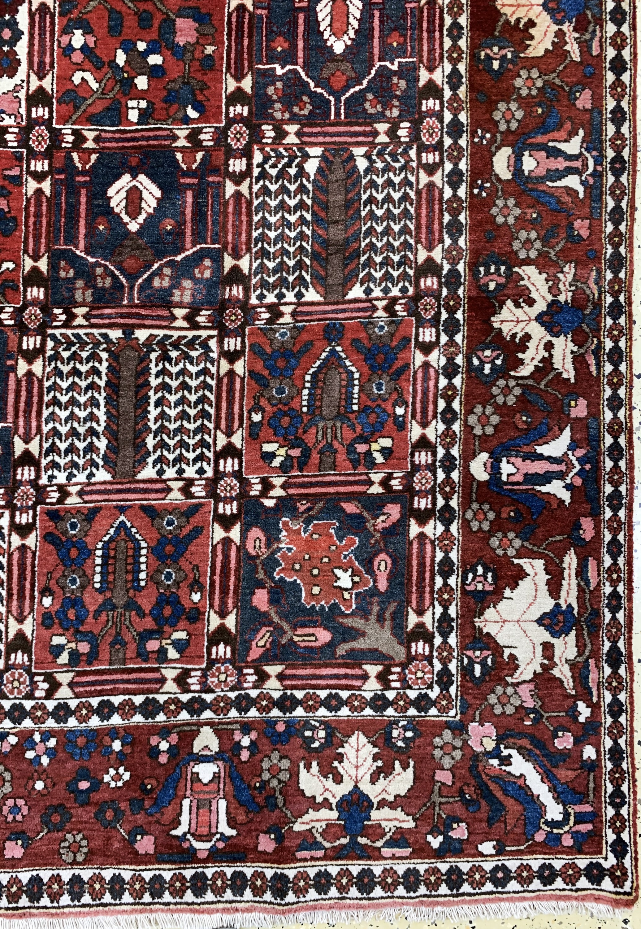 Detail a: Bachtiar, Persien, Mitte 20.Jhd., Wolle aufBaumwolle, ca. 300 x 210 cm, EHZ: 2