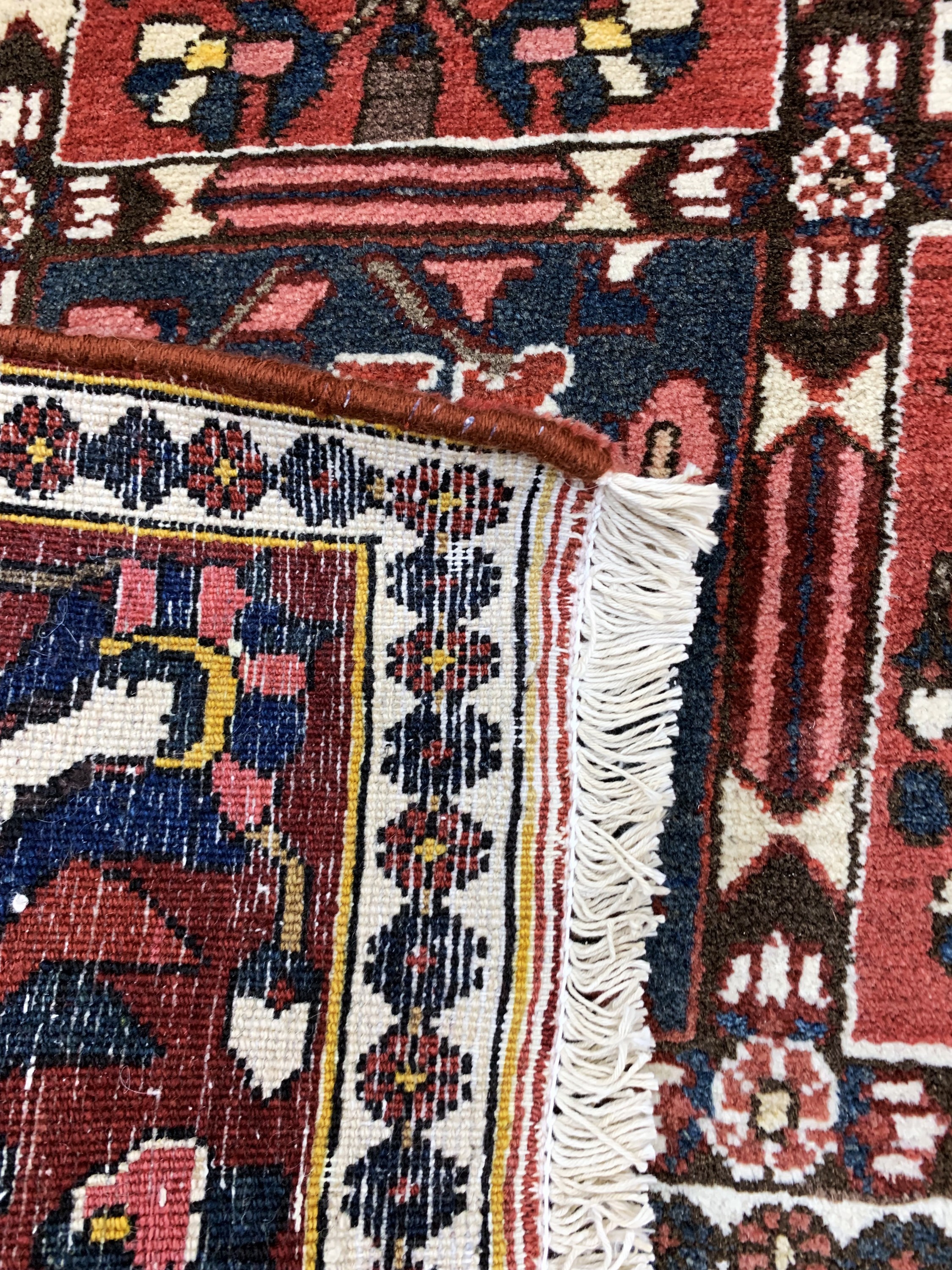 Detail f: Bachtiar, Persien, Mitte 20.Jhd., Wolle aufBaumwolle, ca. 300 x 210 cm, EHZ: 2