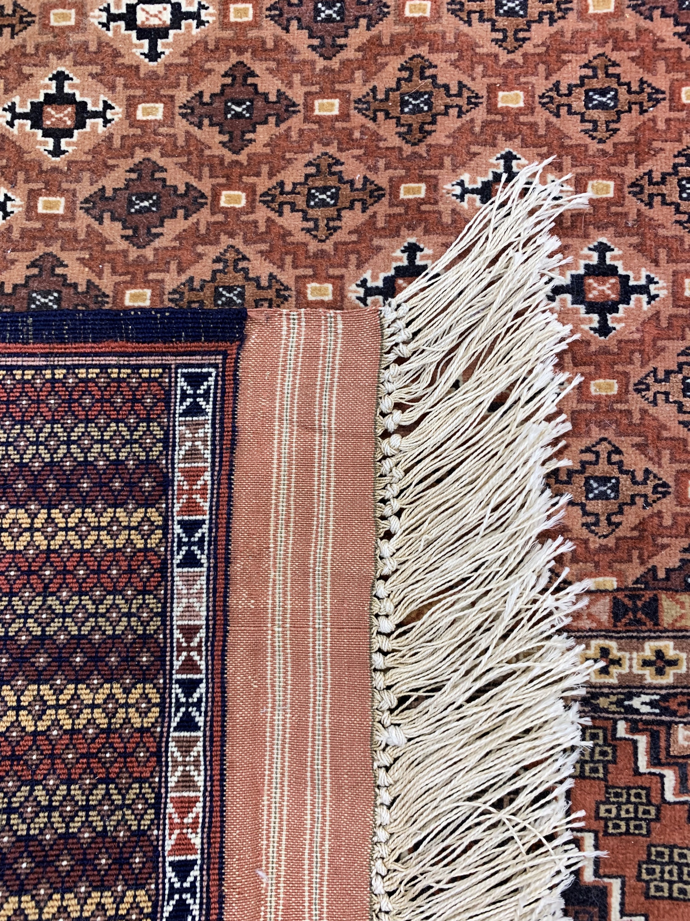 Detail d: Mauri, Afghanistan, ca. 50 Jahre, Wolle aufBaumwolle, ca. 160 x 120 cm, EHZ: 2