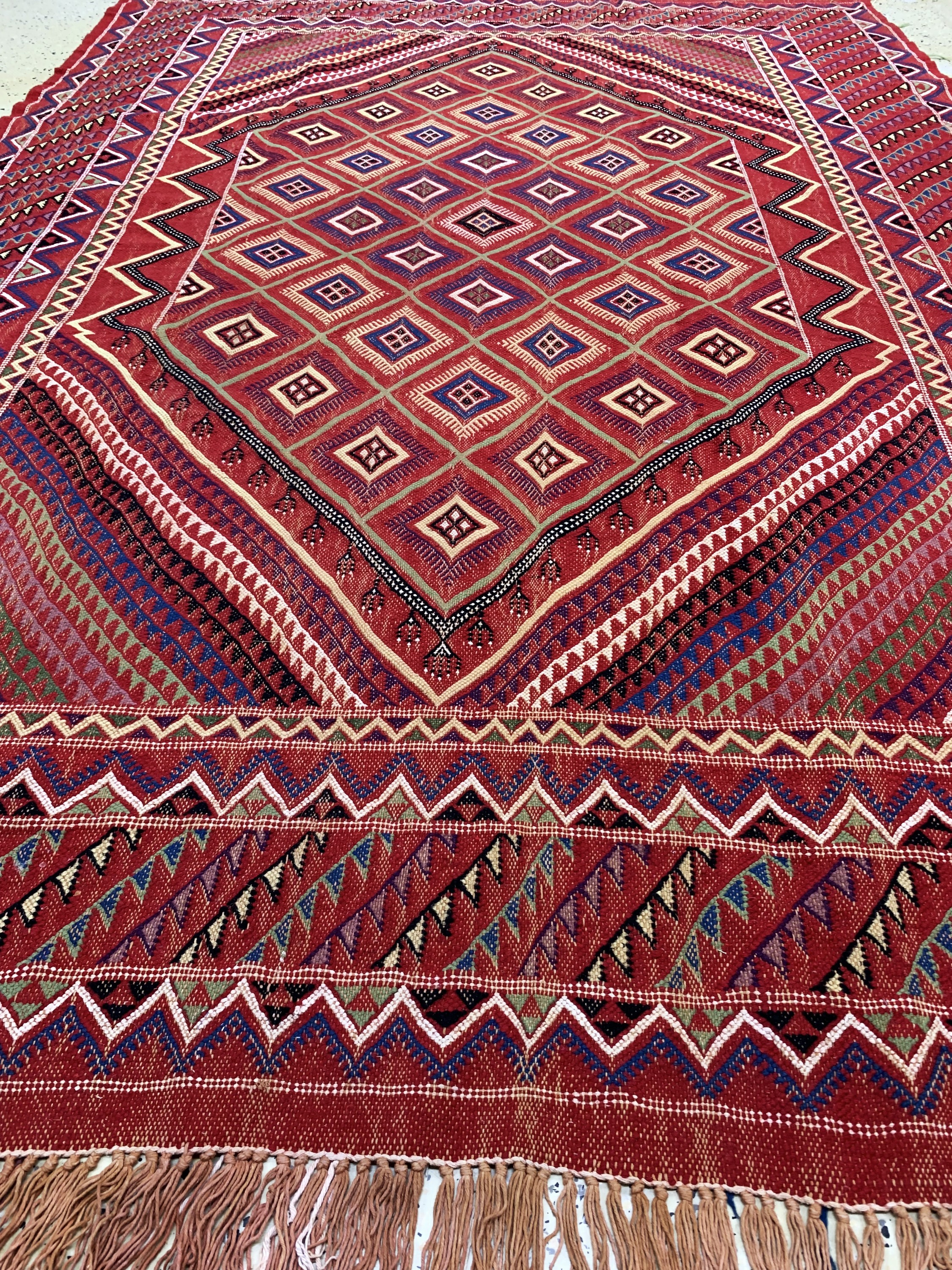Detail e: Sumakh Kelim, Tunesien, Mitte 20.Jhd., Wolle auf Wolle, ca. 285 x 196 cm, EHZ: 2