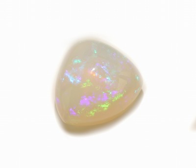 Image Loose opal , approx. 28.1 ct, triangle cabochon, play of colours in blue and green, ...