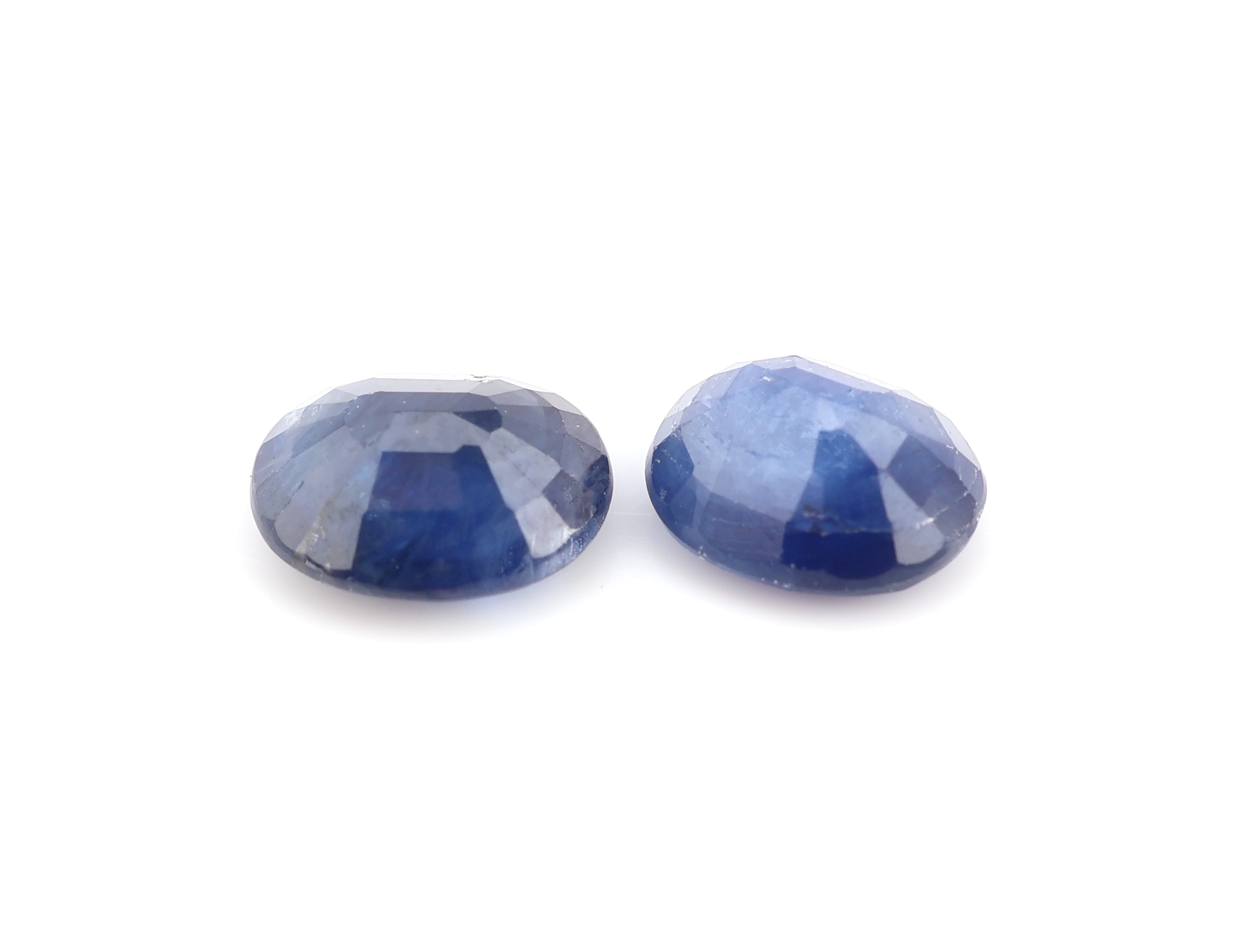 Detail b: Lot lose Saphire, ca. 25.43 ct, ovalfacett.in versch. Grössen, Ausfassware