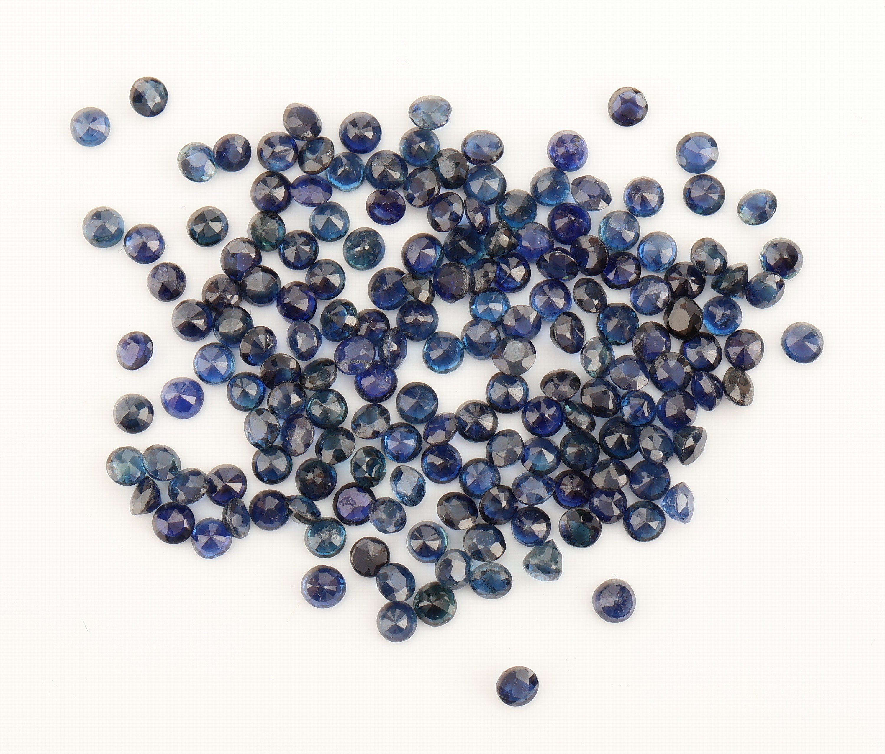 Lot lose Saphire, ca. 14.69 ct, rundfacett.in versch. Grössen und Farbnuancen, Ausfassware