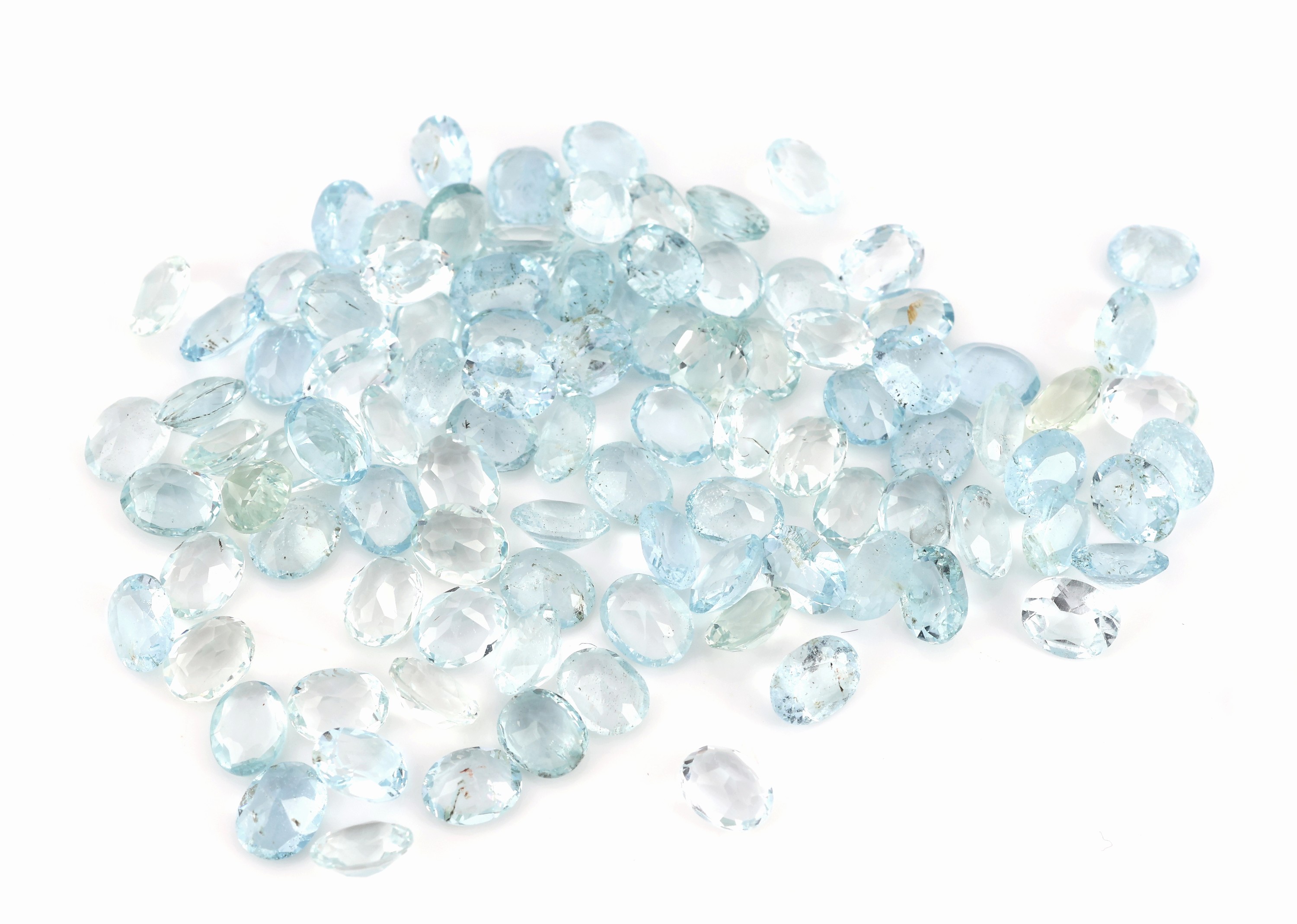 Lot lose Aquamarine, ca. 28.53 ct, versch. Schliffformen und Grössen