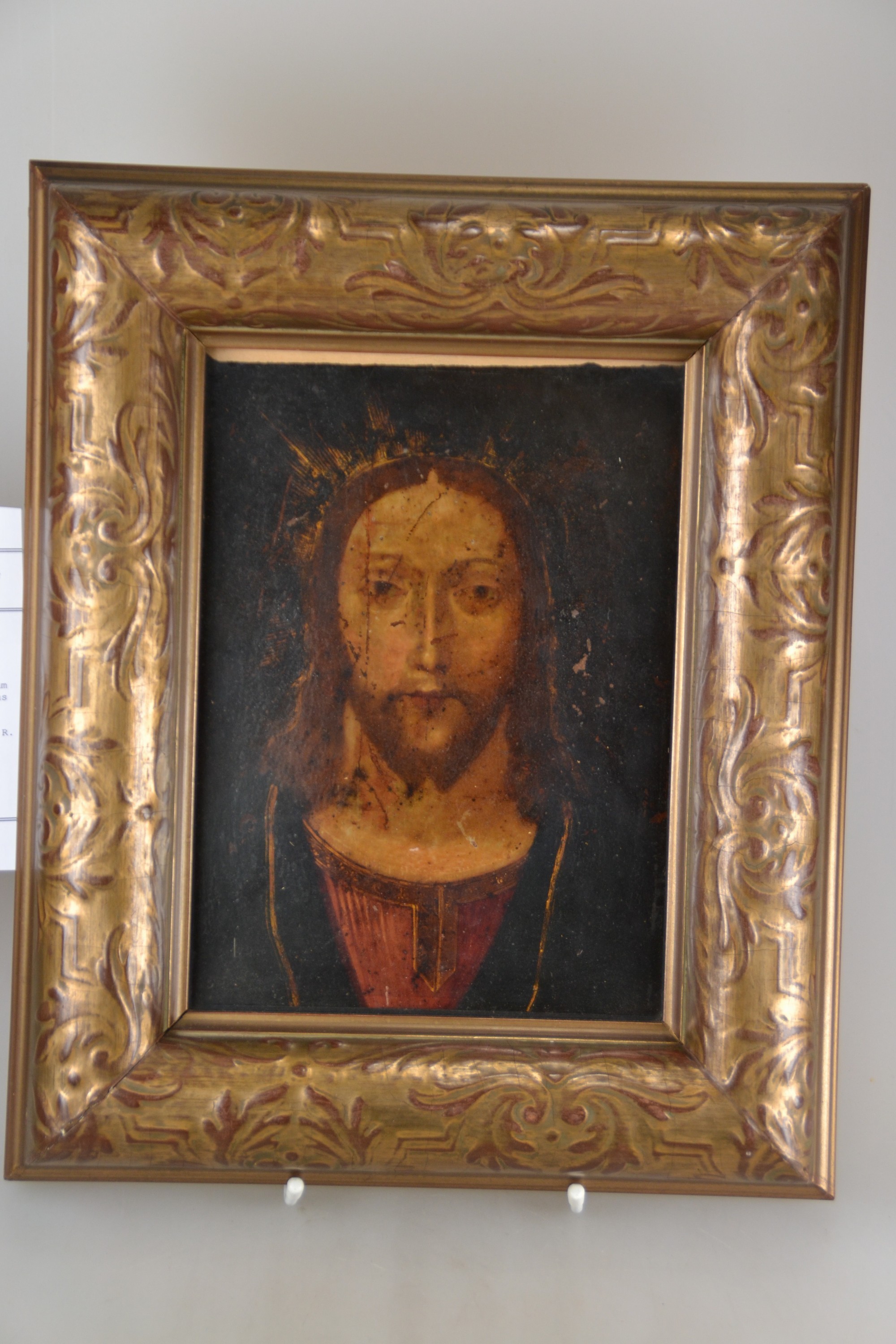 Detail b: Unbekannter Künstler, wohl Italien, um 1680-1720, Ecce Homo, Porträt Christus mit der Dornenkröne, Öl/gehämmerter Kupferplatte, ...
