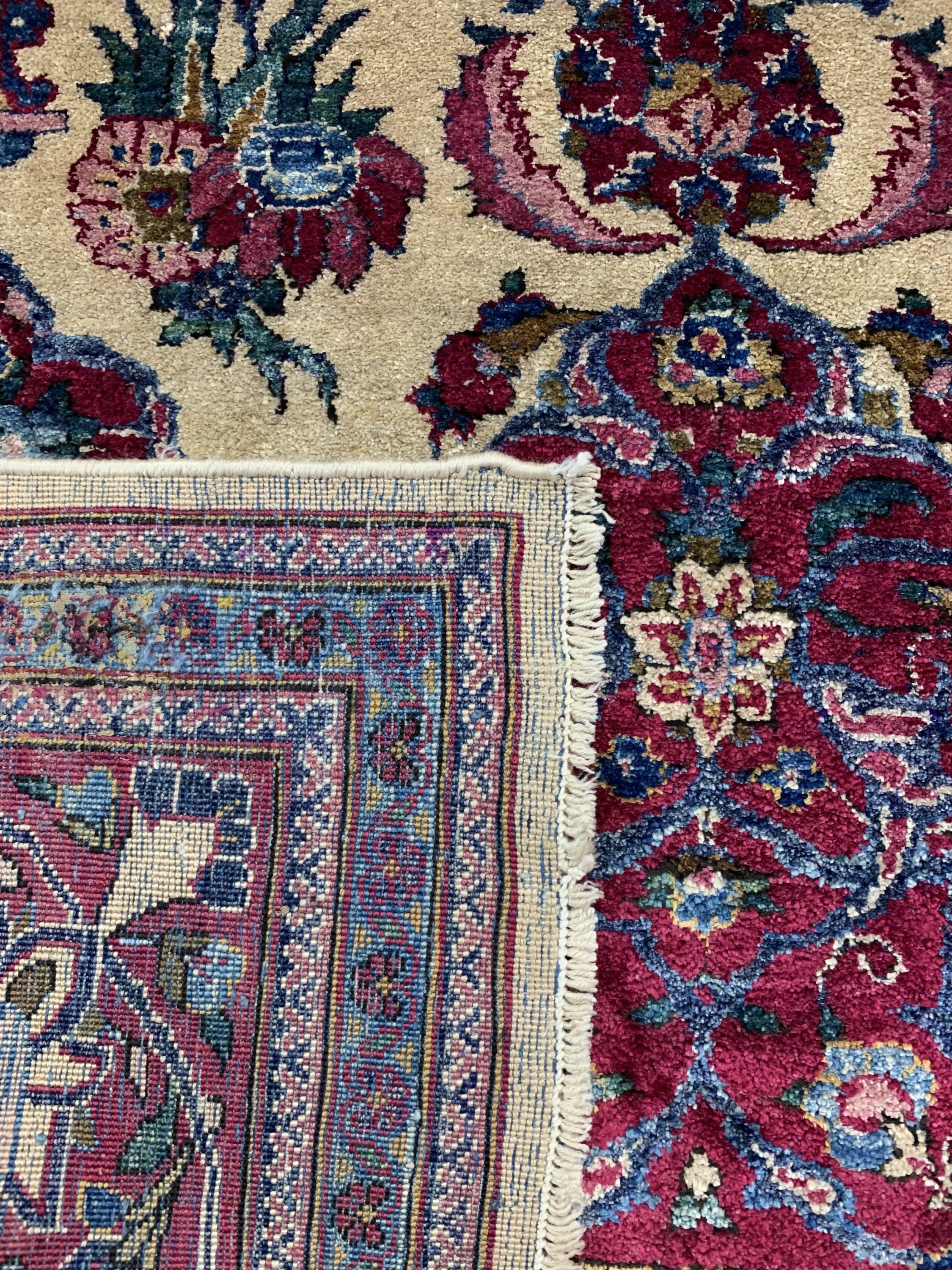 Detail g: Keschan Seide antik, Persien, um 1910/1920,reine Naturseide, ca. 210 x 129 cm, gereinigt,EHZ: 1-2
