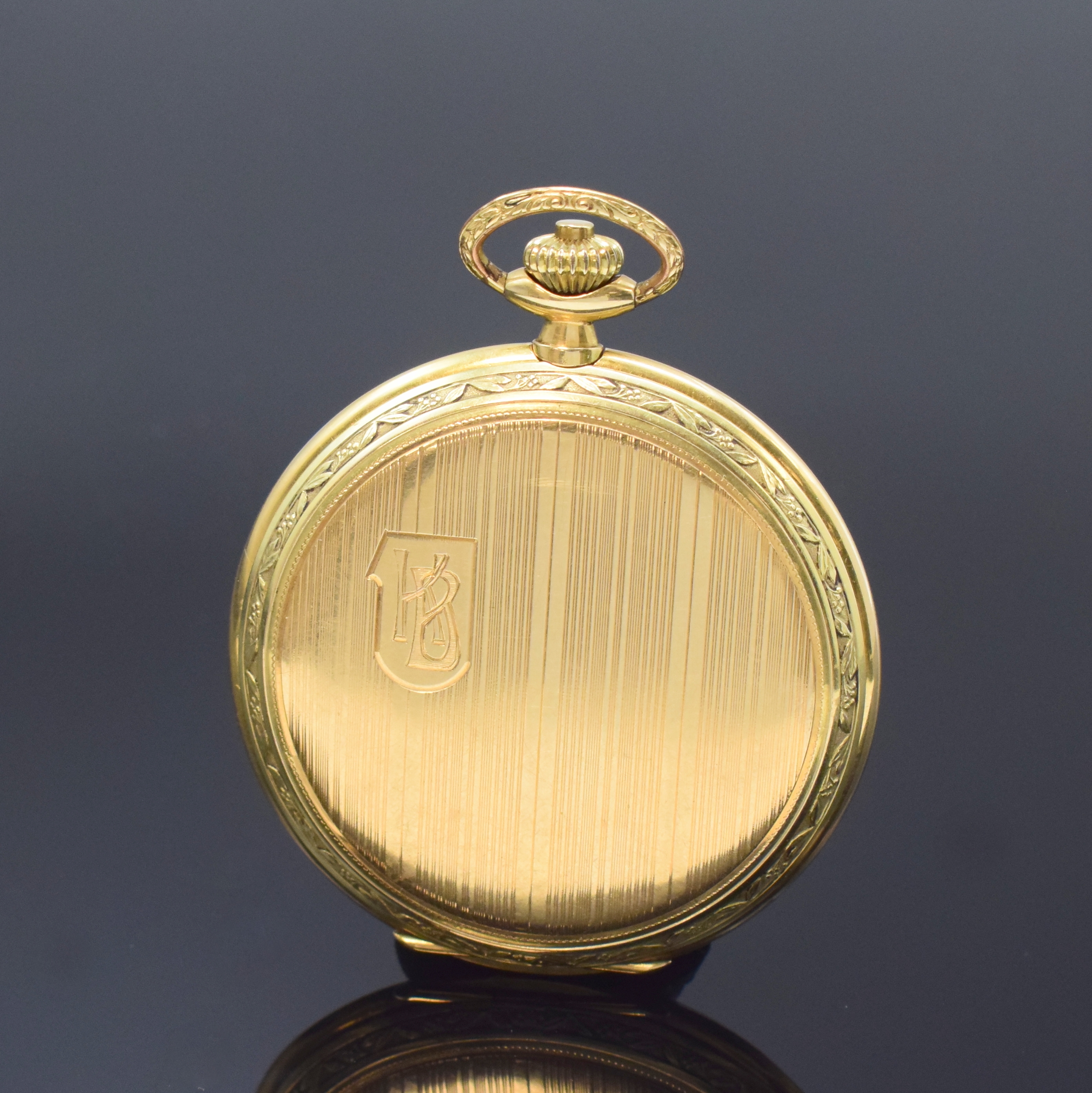 Detail b: ETERNA Savonette Herrentaschenuhr in GG 585/000, Schweiz um 1925, guill. 2-Deckel Goldgeh. l. dell., Sprungdeckel mit grav. Monogramm KB, gold. ...