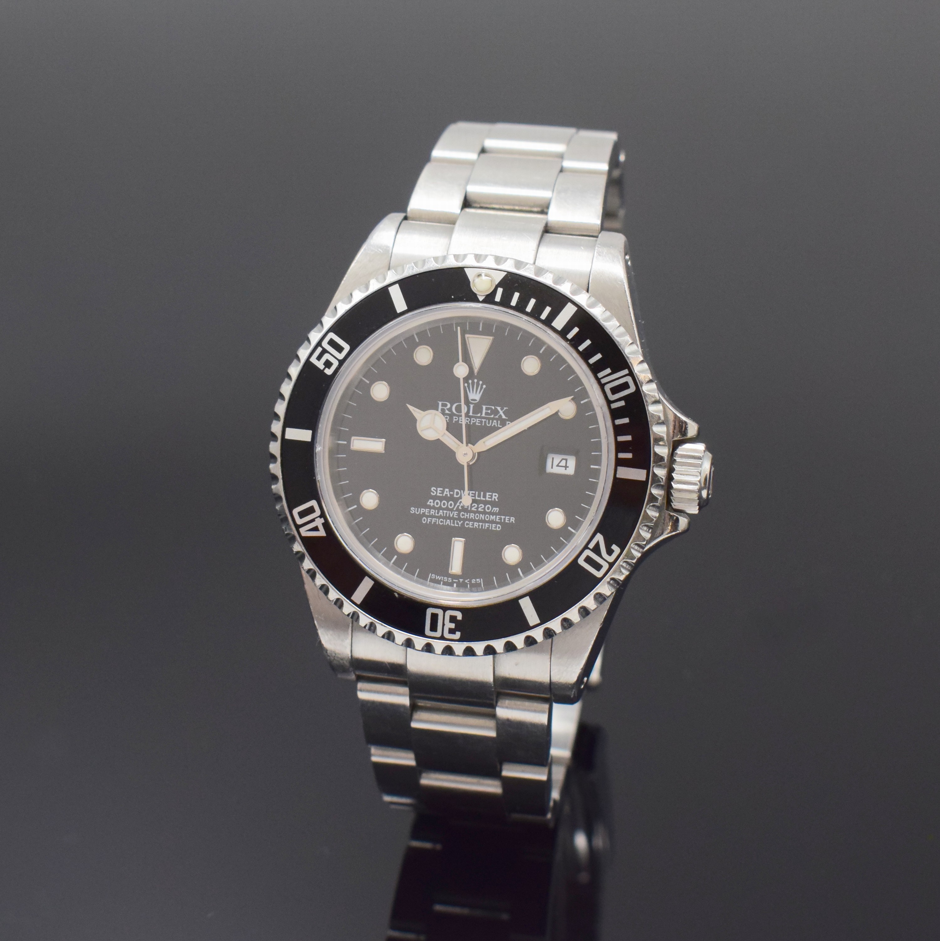 ROLEX Sea-Dweller Referenz 16600 Taucheruhr in Stahl/Stahlband, Schweiz um 1991, Automatik, Oystergeh. m. seitl. Heliumventil, eins. rast. drehb. ...
