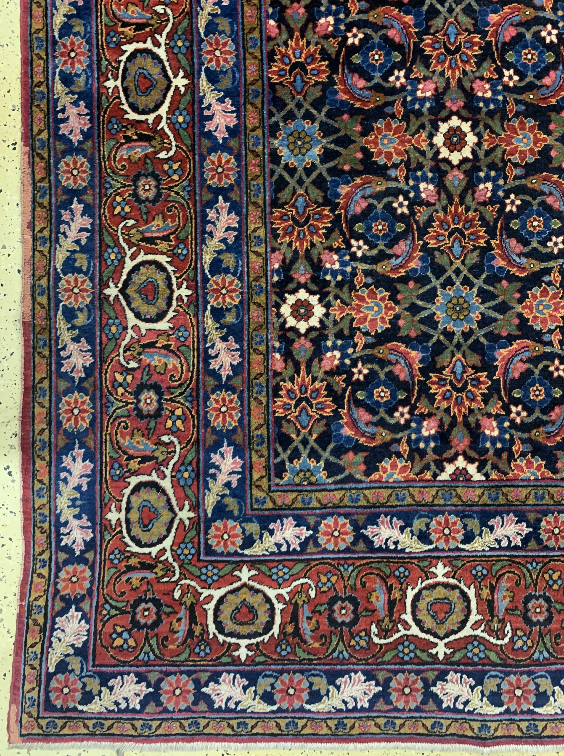Detail b: Yazd antik, Persien, um 1910/1920, Wolle auf Baumwolle, ca. 450 x 320 cm, EHZ: 2, (AlteRestaurierungen am Rand)