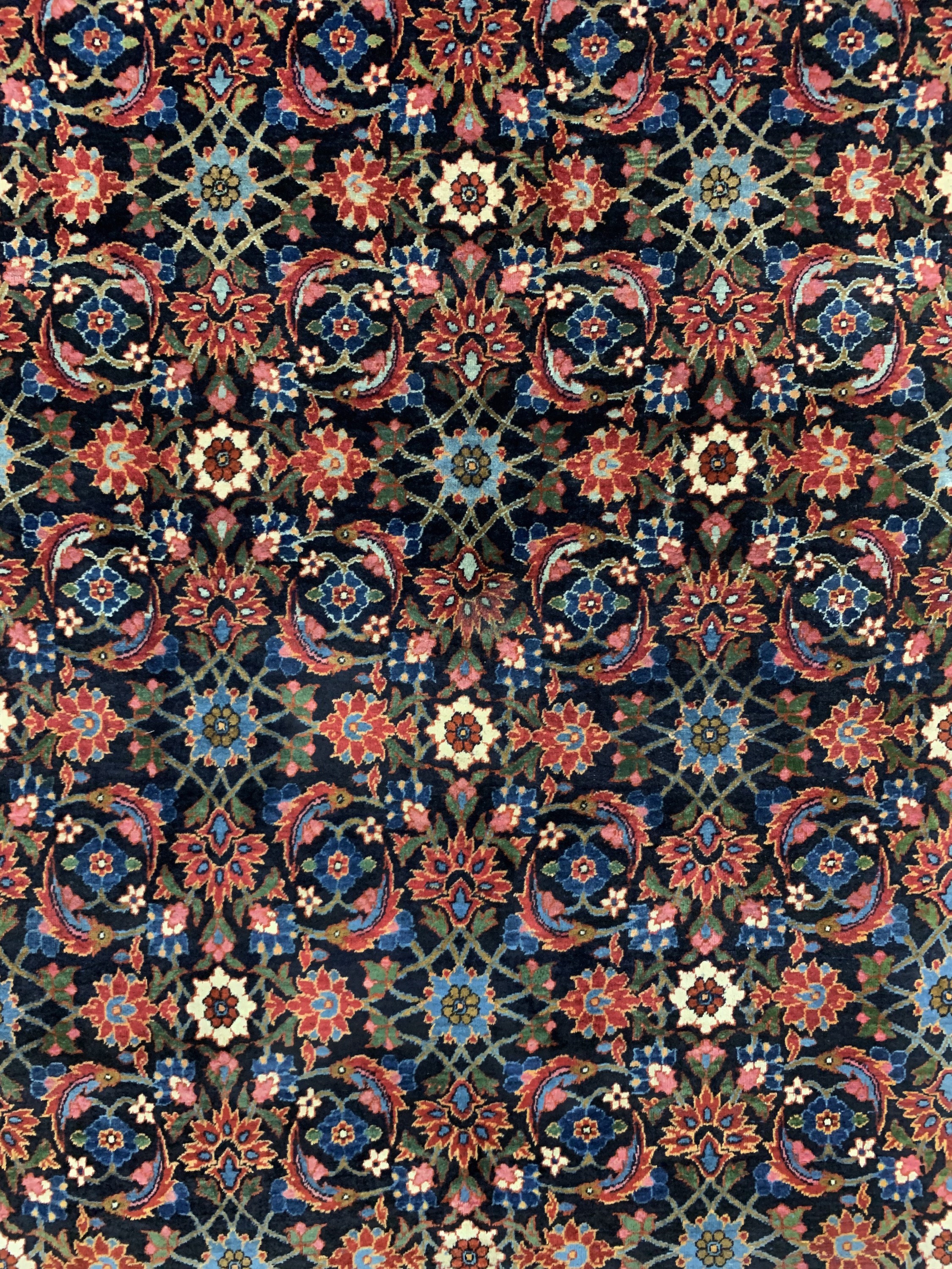 Detail c: Yazd antik, Persien, um 1910/1920, Wolle auf Baumwolle, ca. 450 x 320 cm, EHZ: 2, (AlteRestaurierungen am Rand)