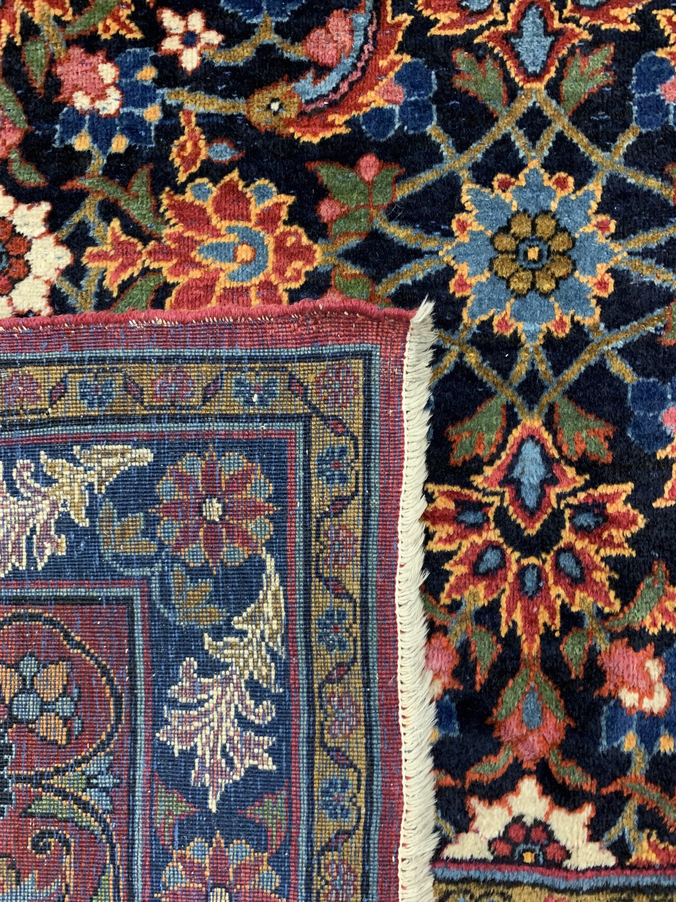 Detail h: Yazd antik, Persien, um 1910/1920, Wolle auf Baumwolle, ca. 450 x 320 cm, EHZ: 2, (AlteRestaurierungen am Rand)
